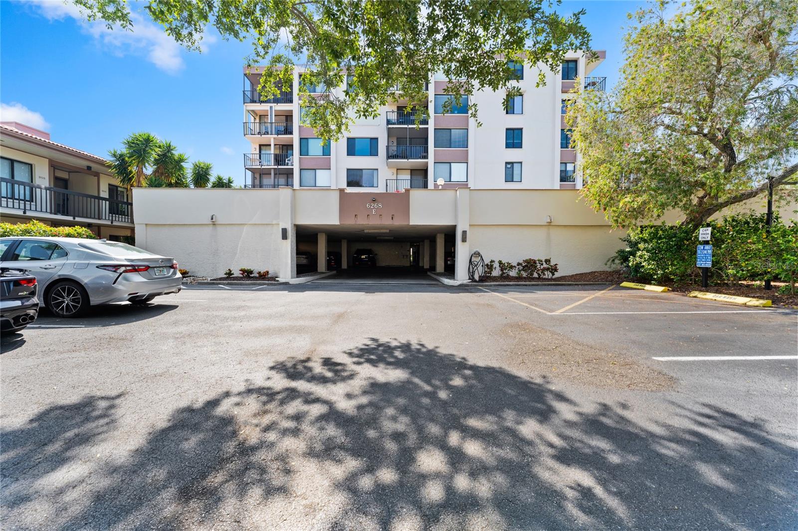 PALMA DEL MAR III - Residential Lease