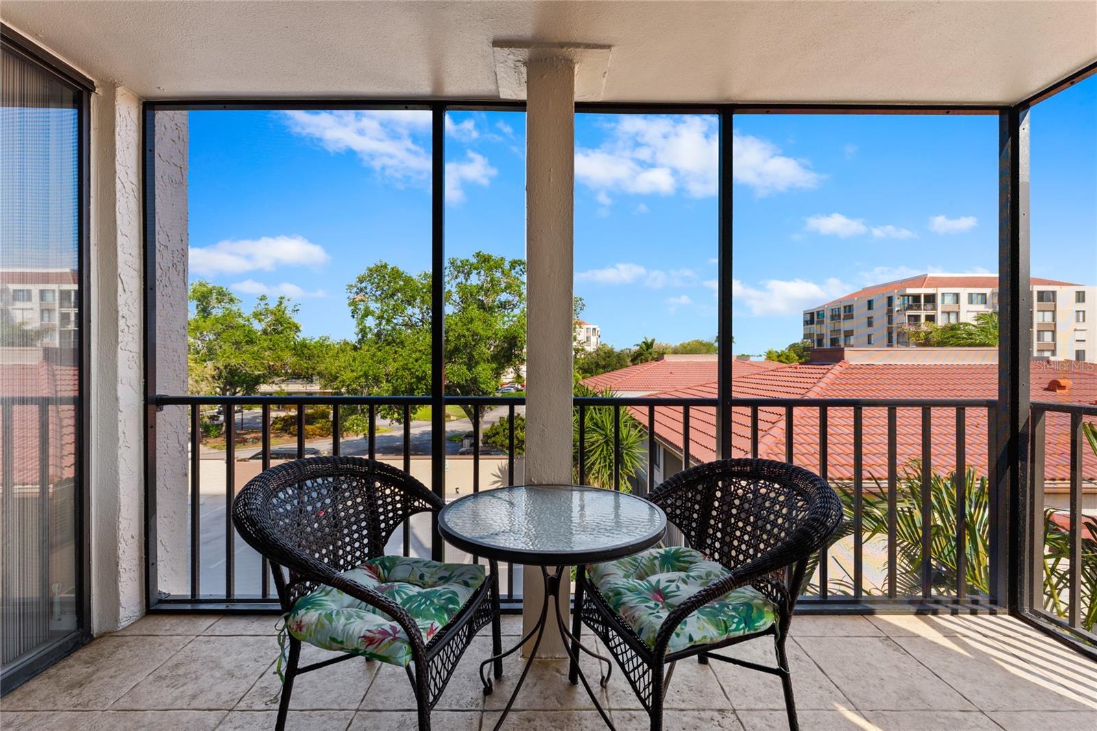 PALMA DEL MAR III - Residential Lease