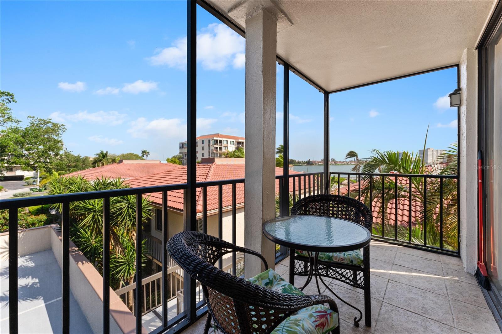 PALMA DEL MAR III - Residential Lease