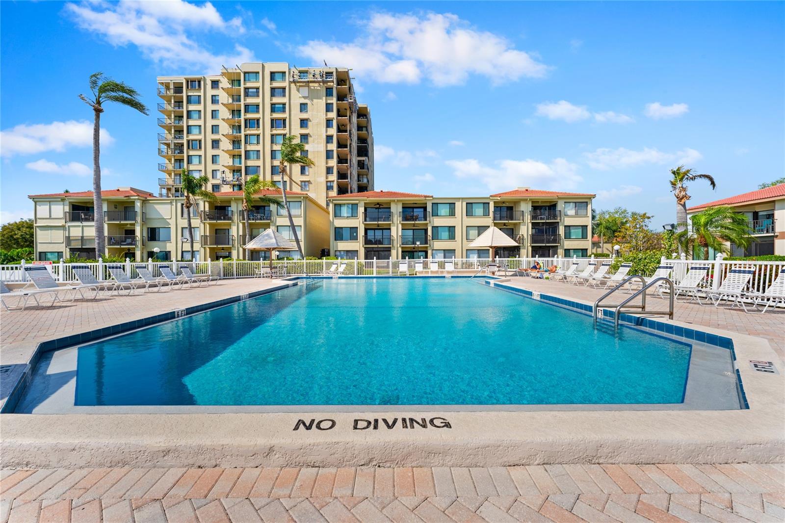 PALMA DEL MAR III - Residential Lease