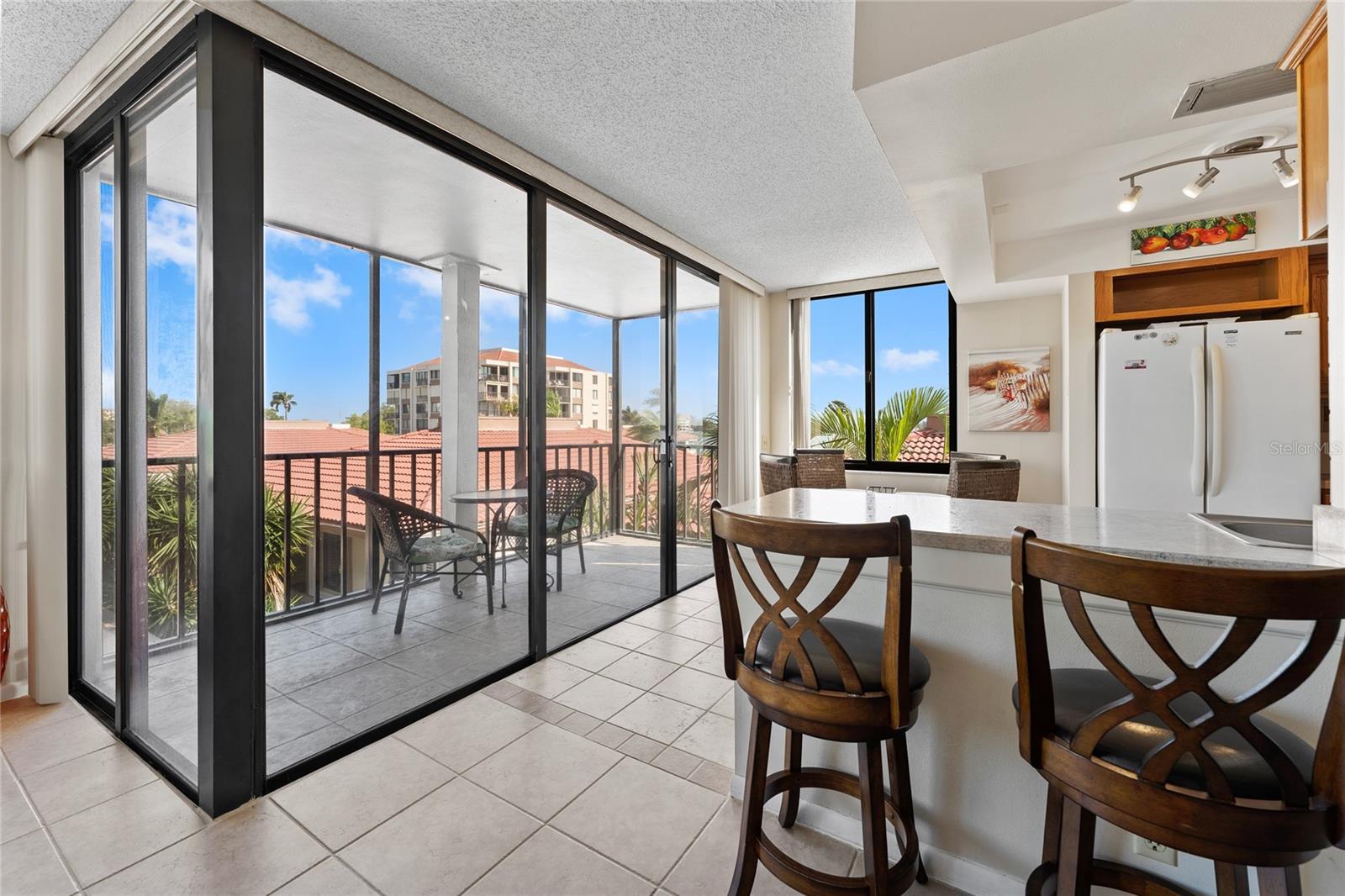 PALMA DEL MAR III - Residential Lease