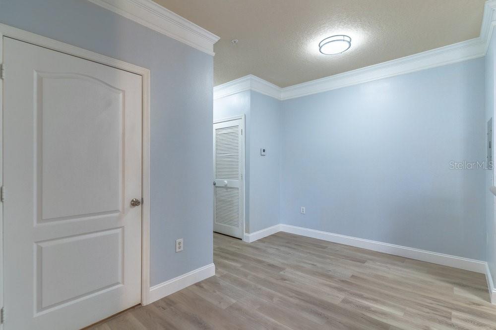 8848 VILLA VIEW CIRCLE 304