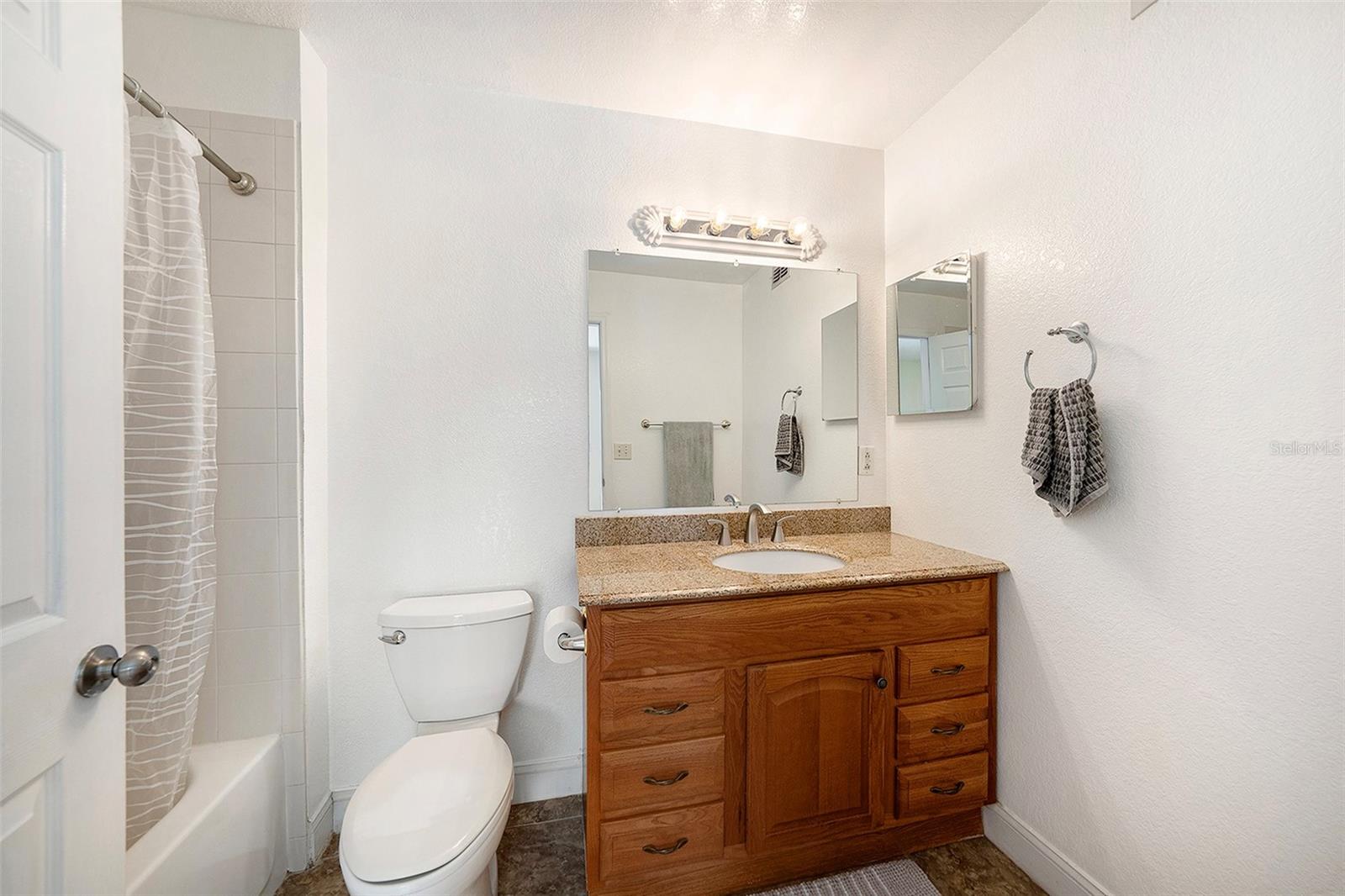 HARBOR CLUB CONDO - Residential Lease