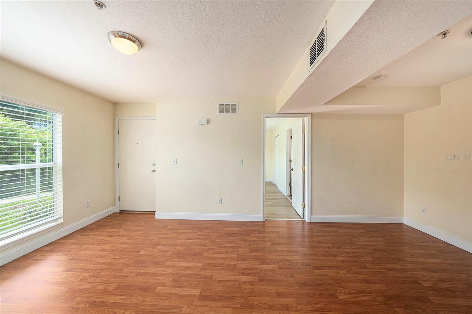 HARBOR CLUB CONDO - Residential Lease