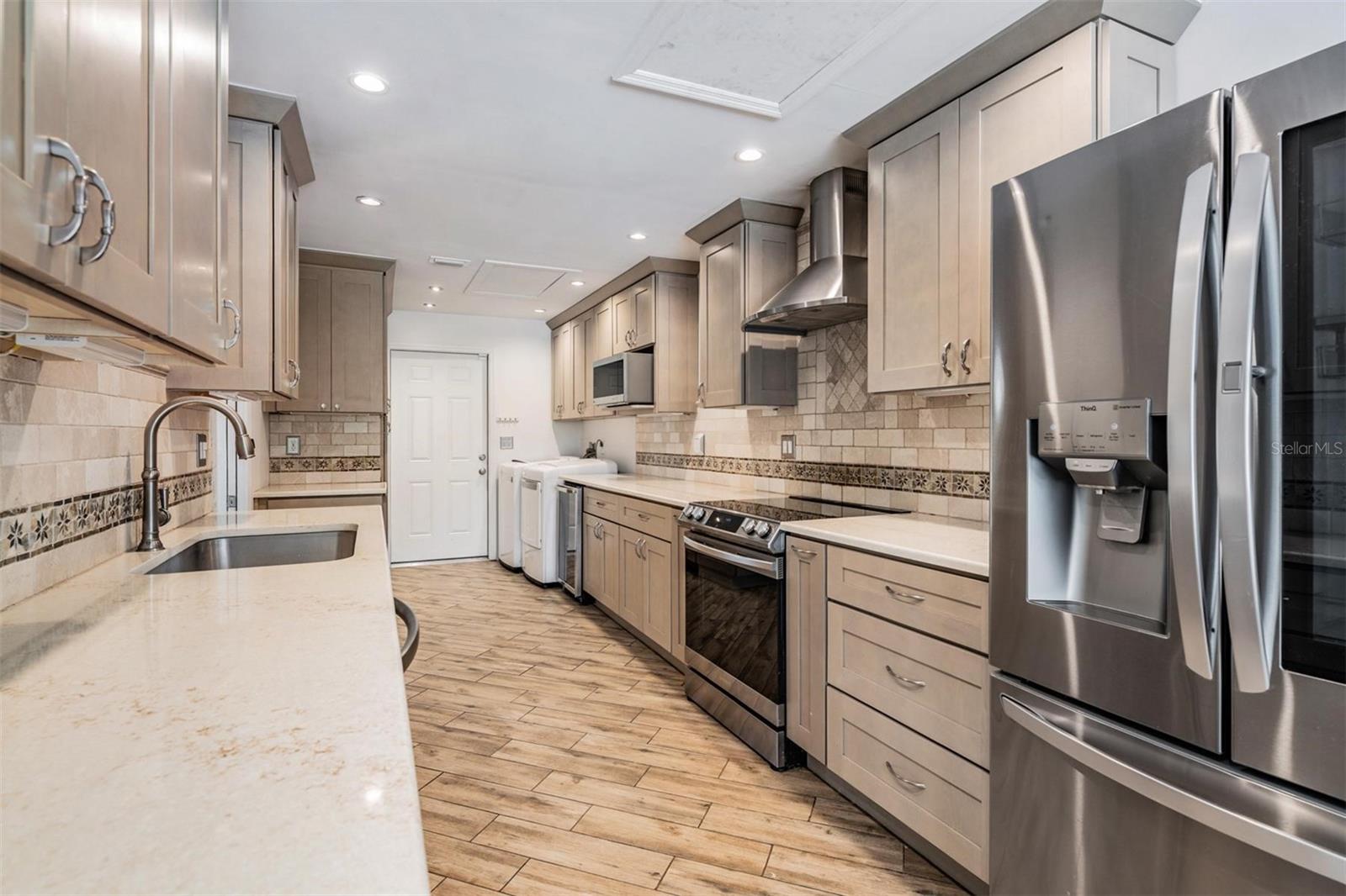 1770 BRAXTON BRAGG LANE