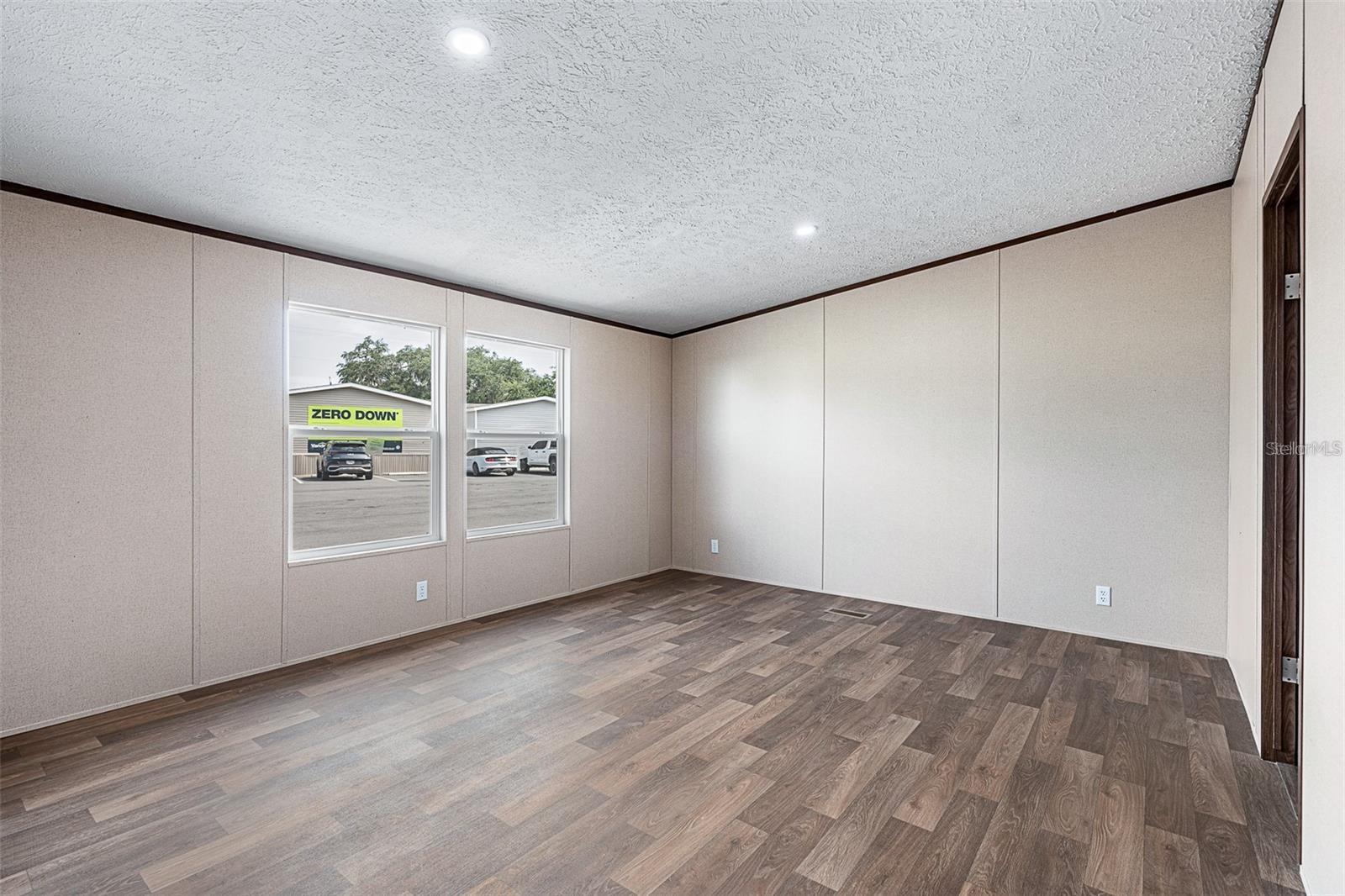 GARDENIA PB 11 PG 9 - Residential Lease