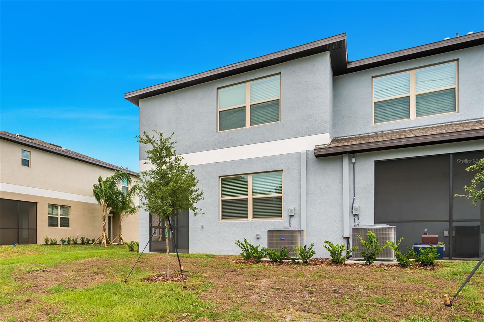 TOWNES/VERIDIAN - Residential Lease