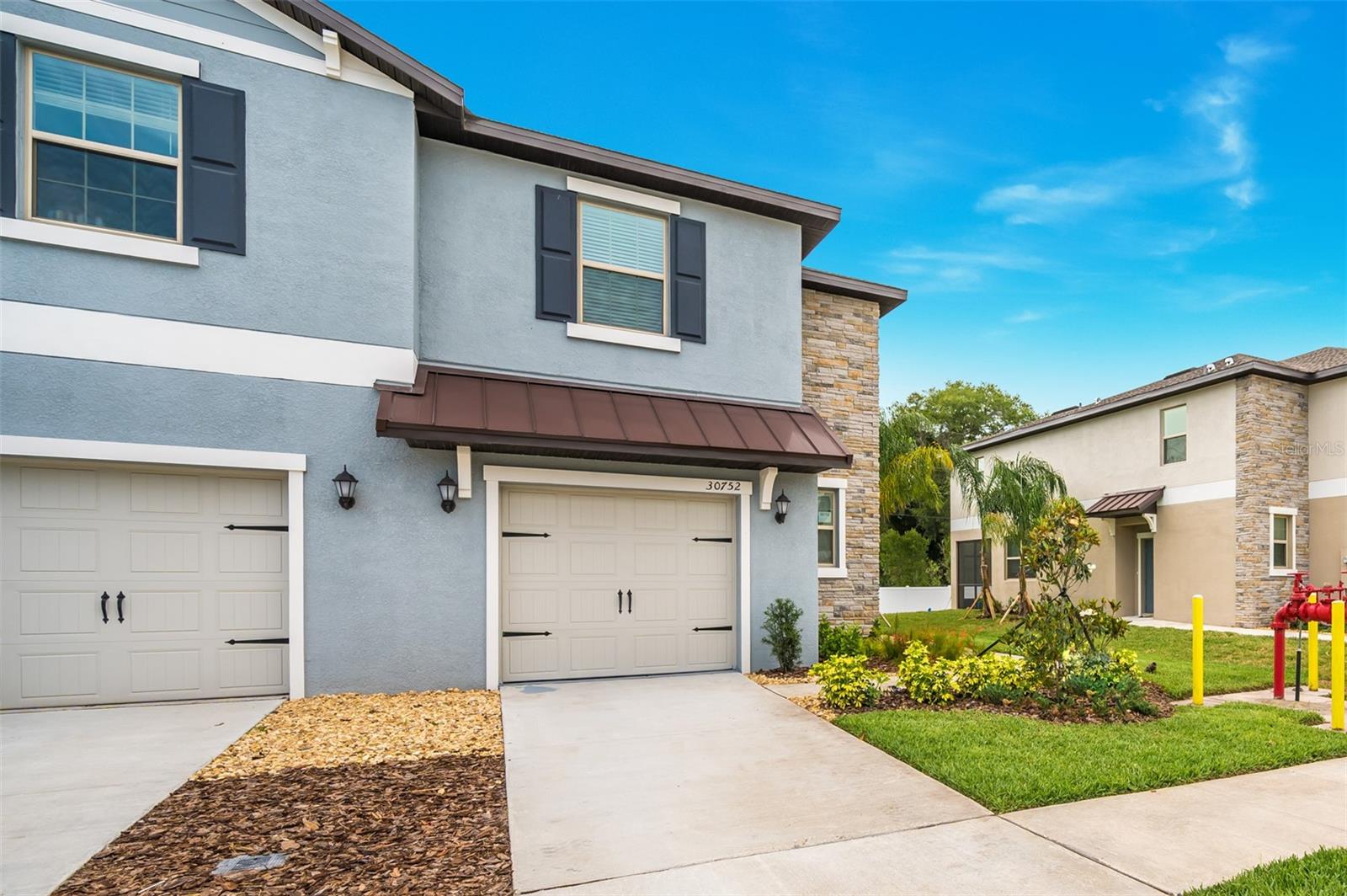 TOWNES/VERIDIAN - Residential Lease