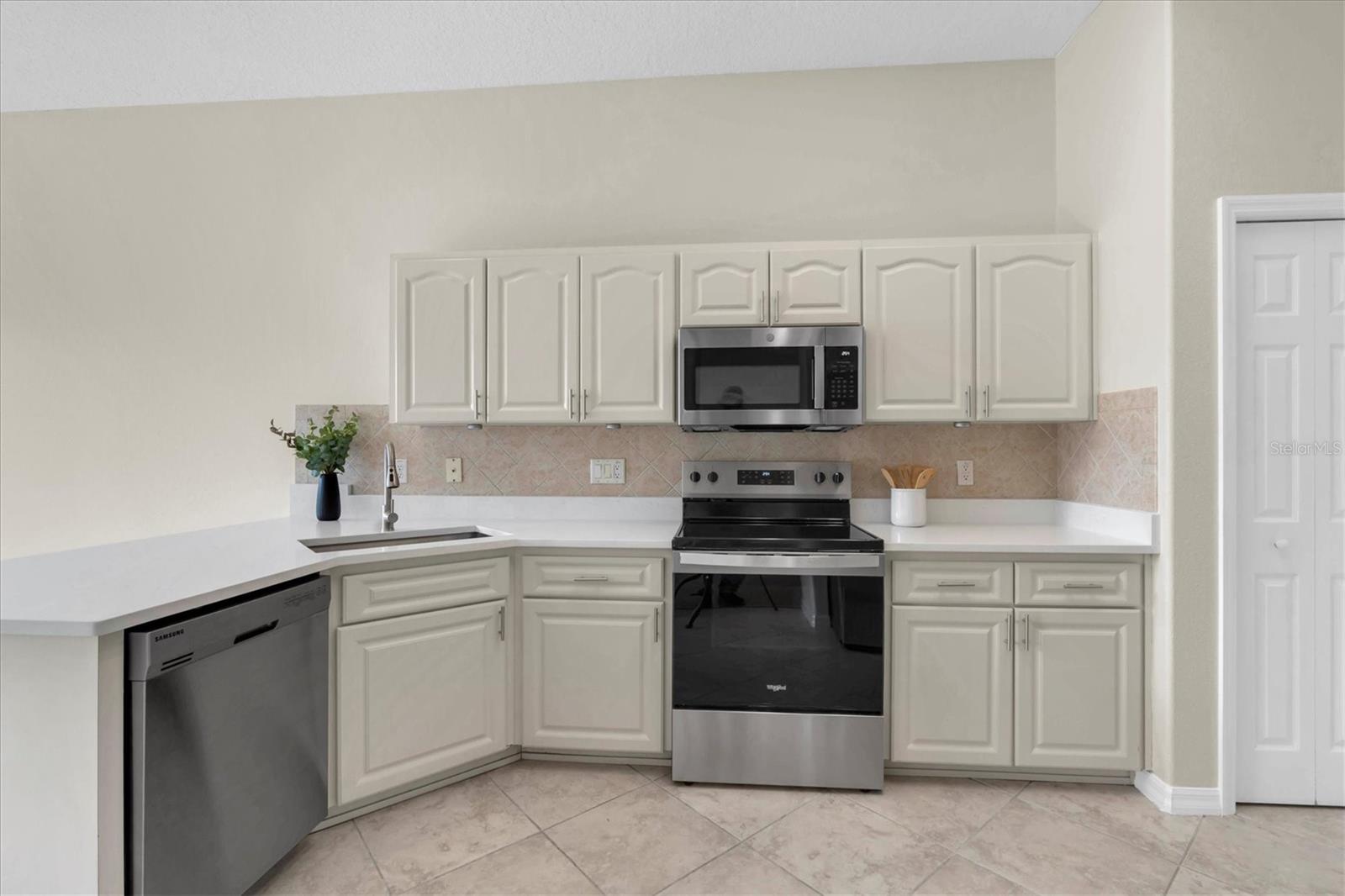 RIVER RIDGE COUNTRY CLUB PH 04A 04B - Residential