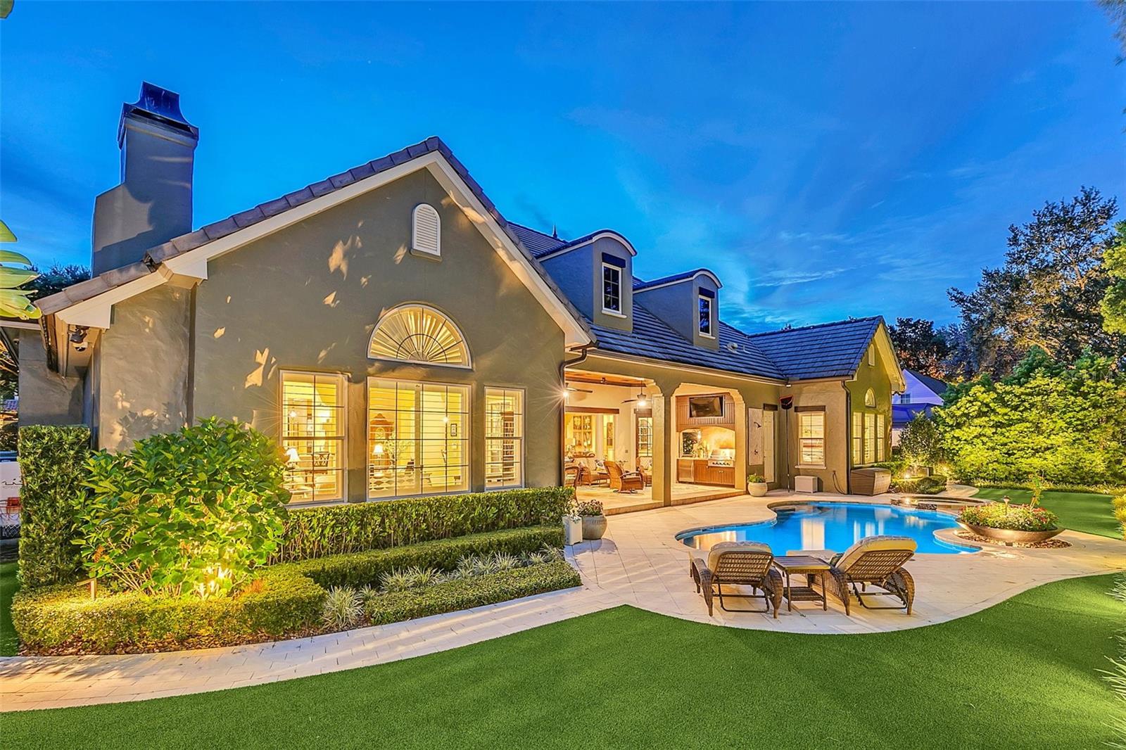 WINDSONG - Residential