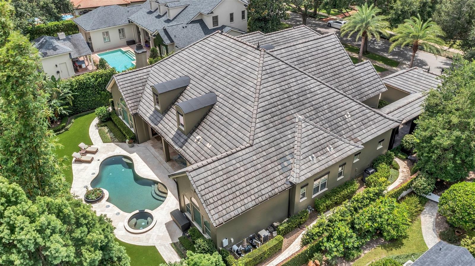 WINDSONG - Residential