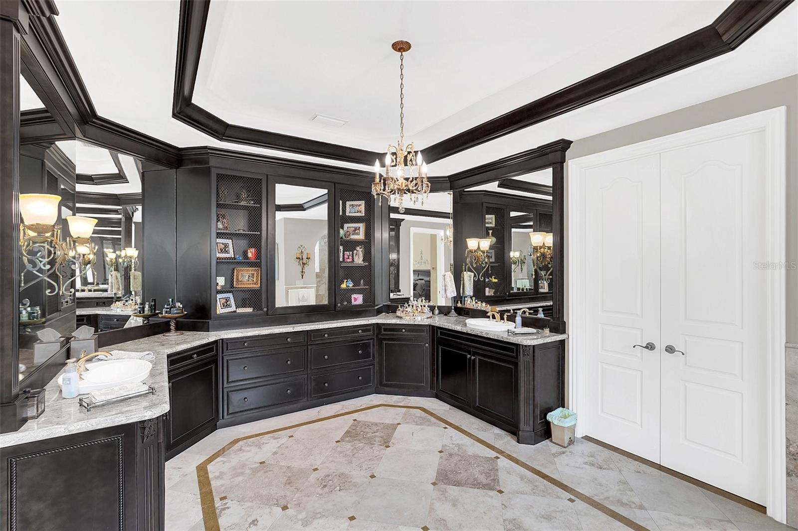 WINDSONG - Residential