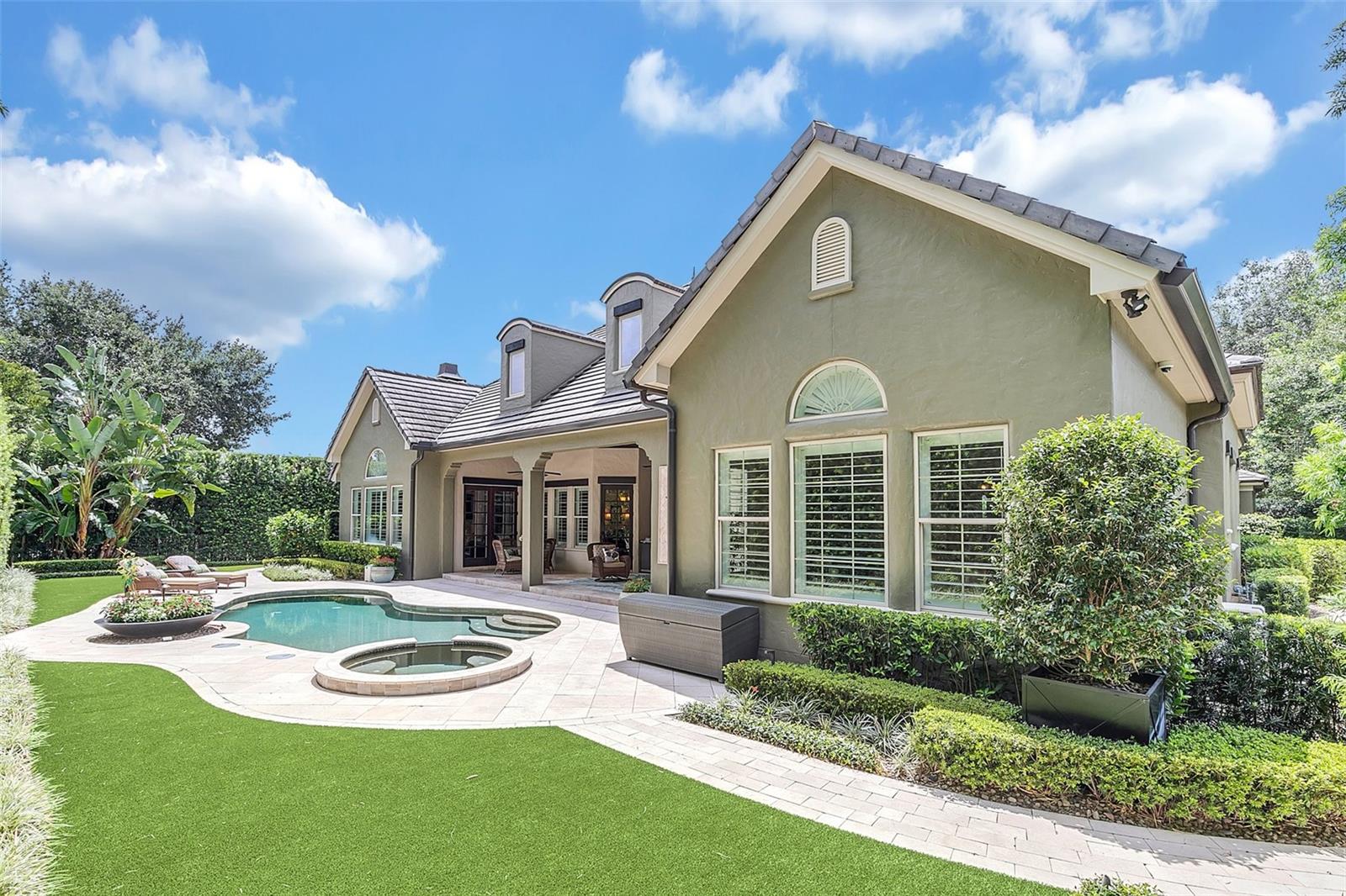 WINDSONG - Residential