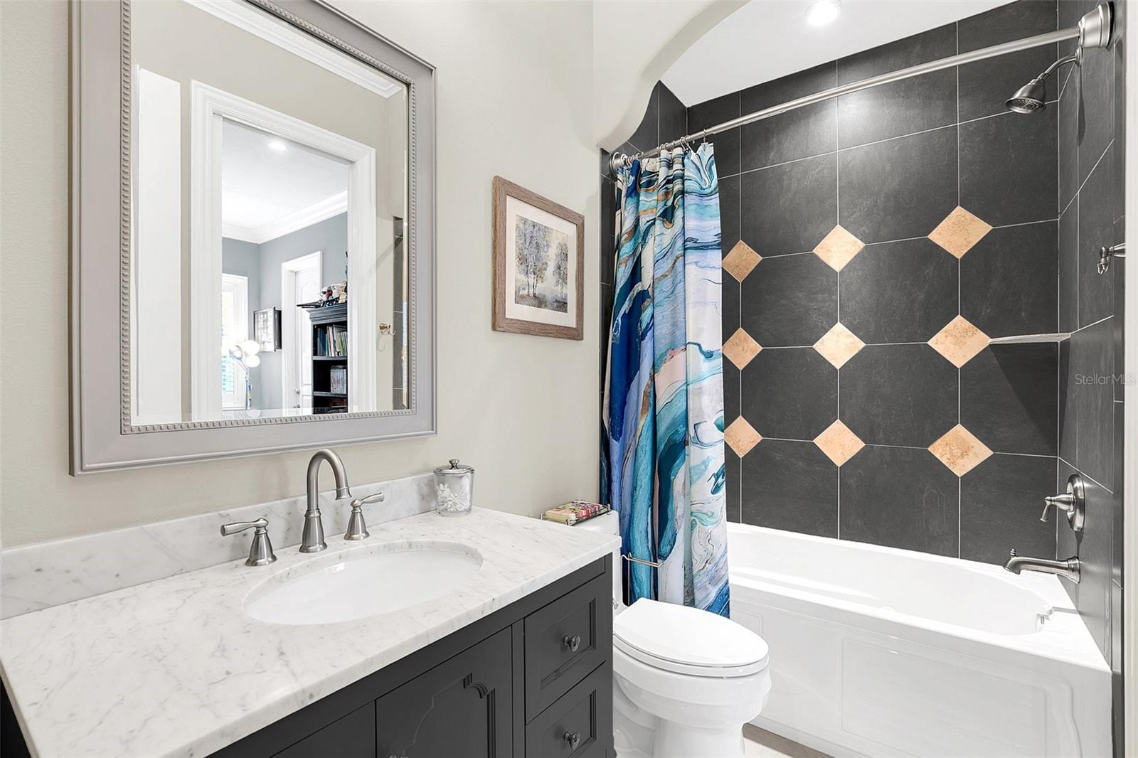 WINDSONG - Residential