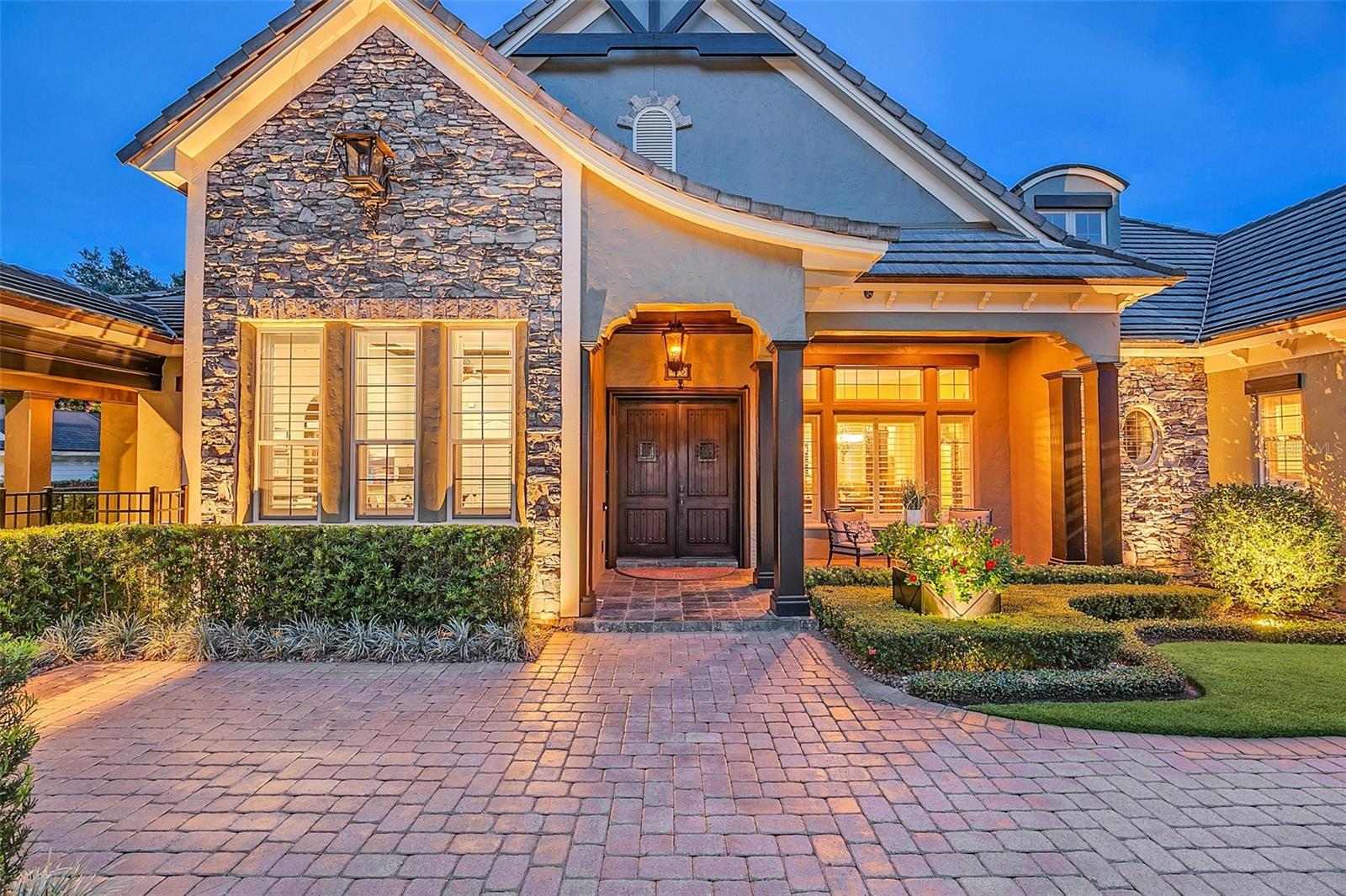 WINDSONG - Residential