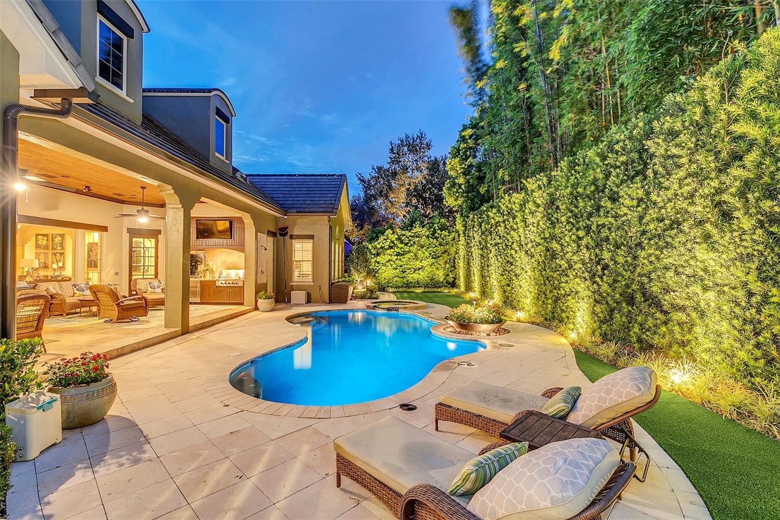 WINDSONG - Residential