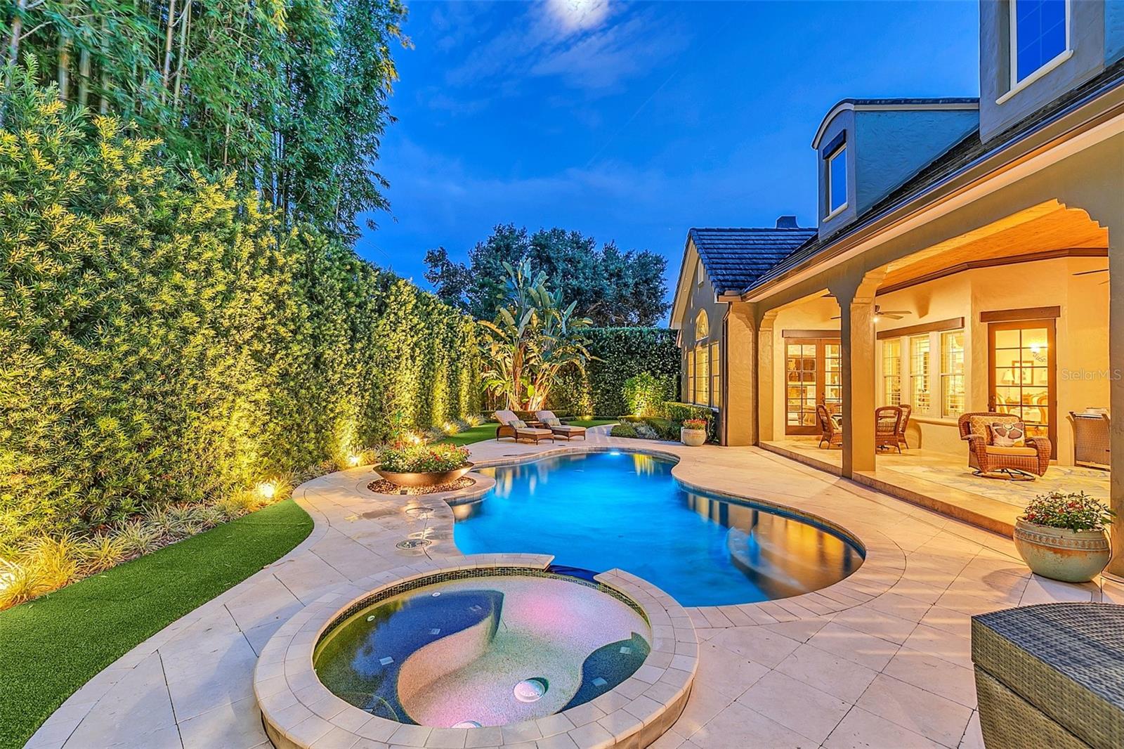 WINDSONG - Residential