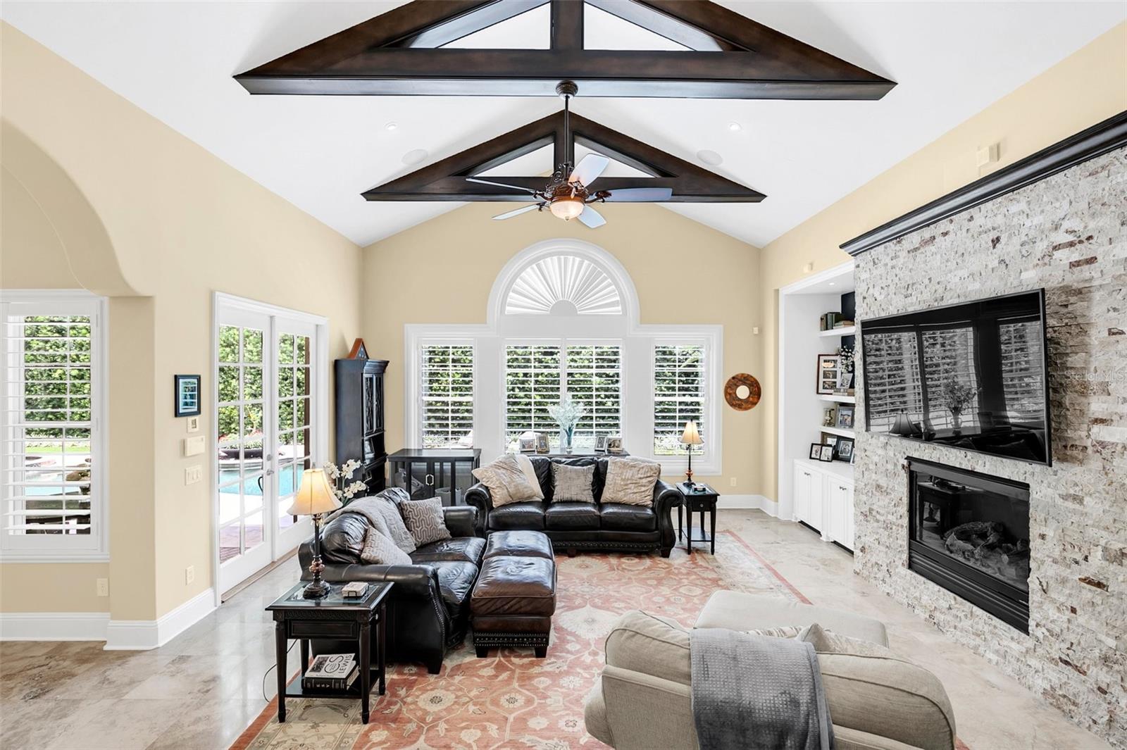 WINDSONG - Residential