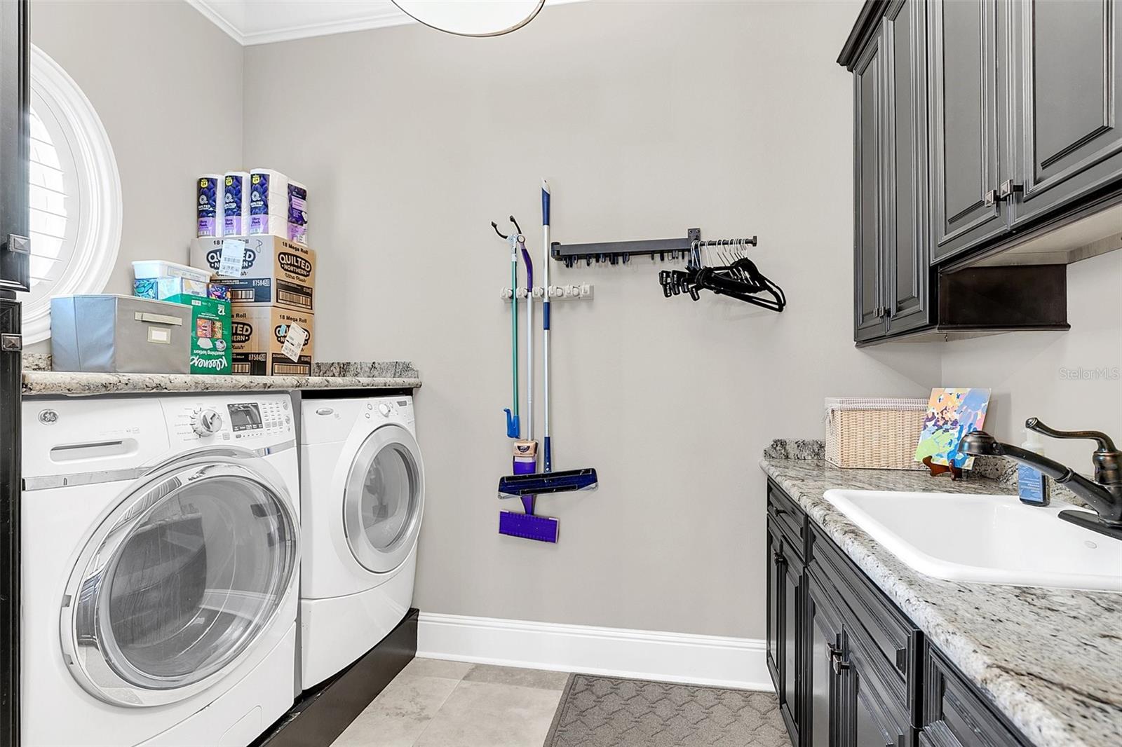 WINDSONG - Residential