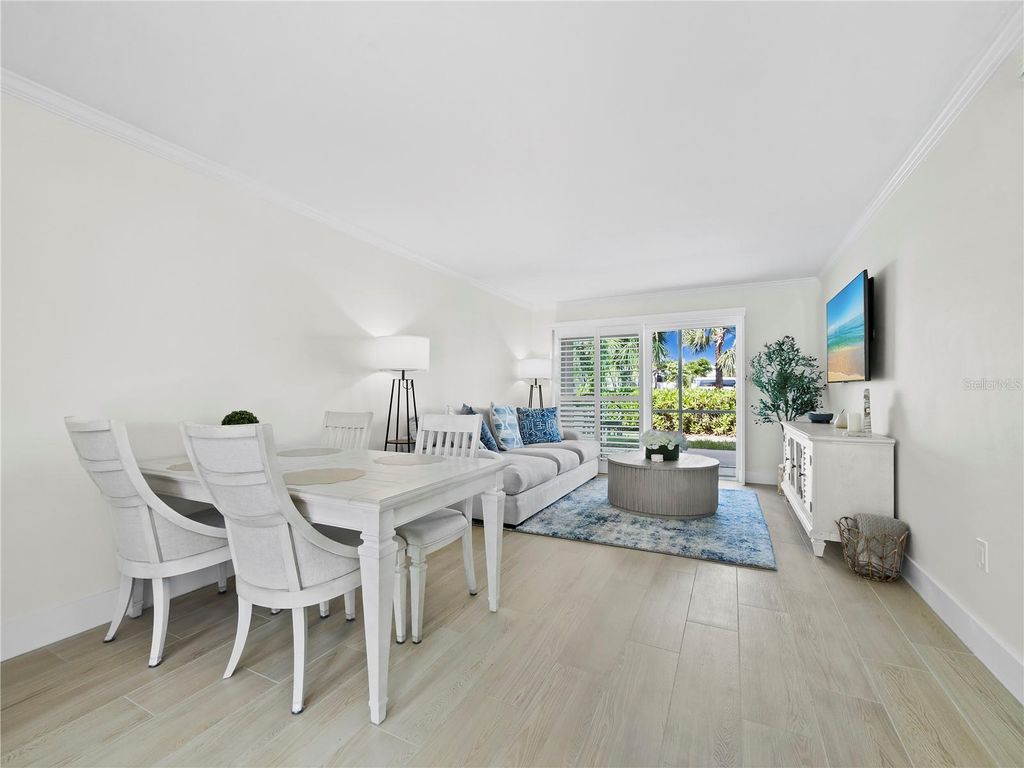 Photo of 2850 Gulf Of Mexico Dr #5, Longboat Key, FL 34228 (MLS # A4660349)