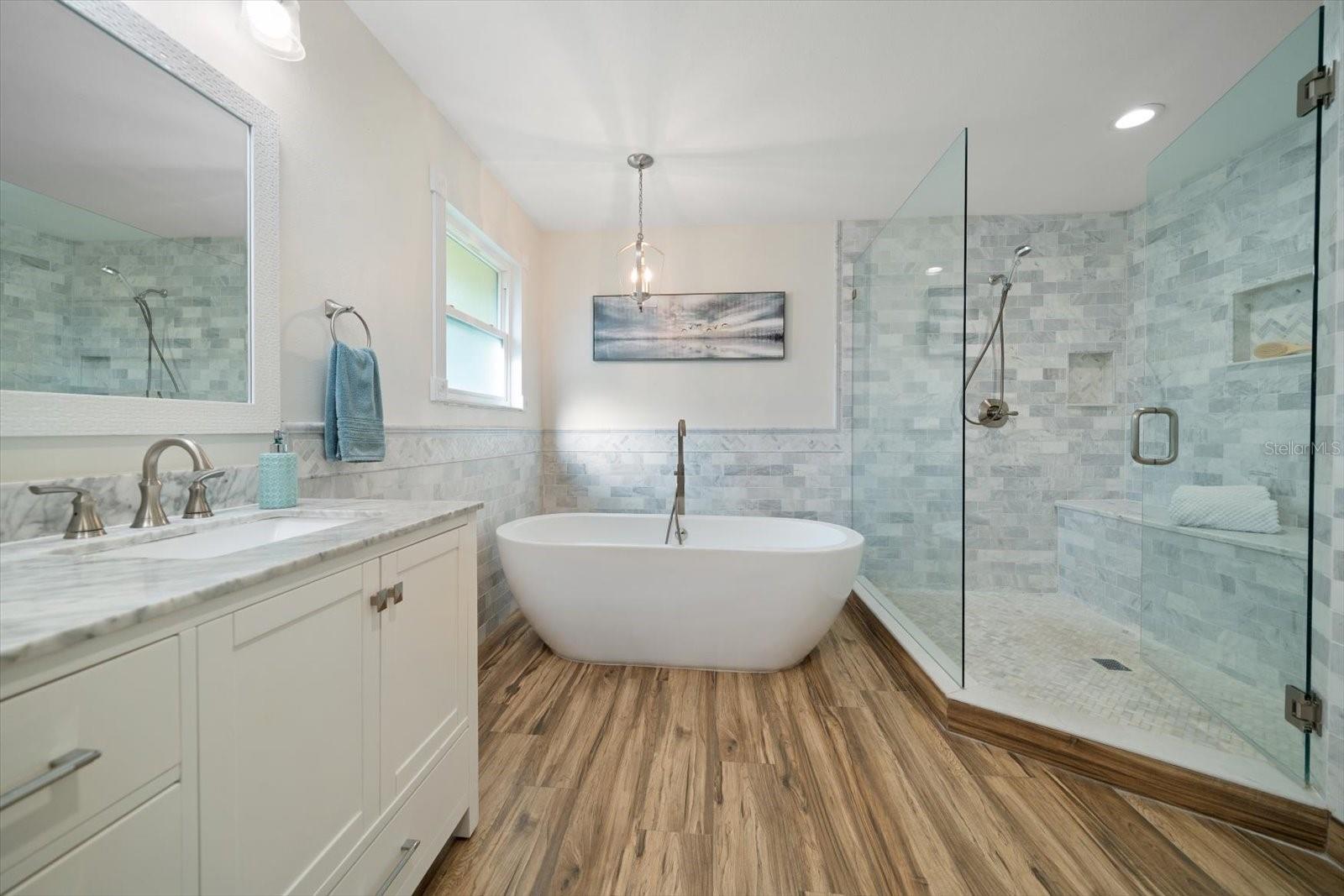 WINDTREE OAKS - Residential