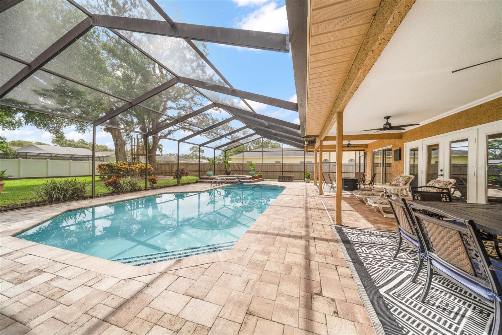 WINDTREE OAKS - Residential