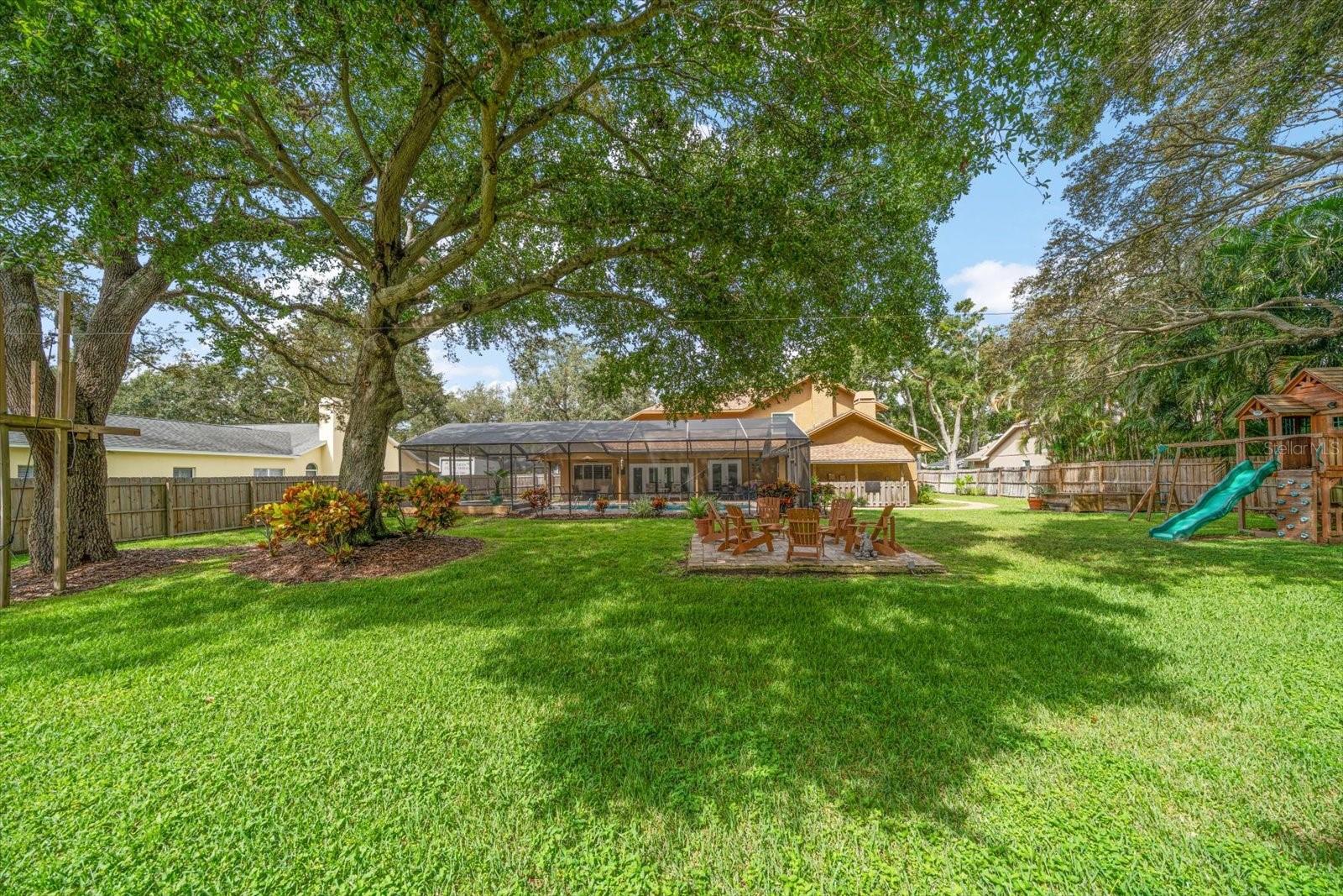 WINDTREE OAKS - Residential