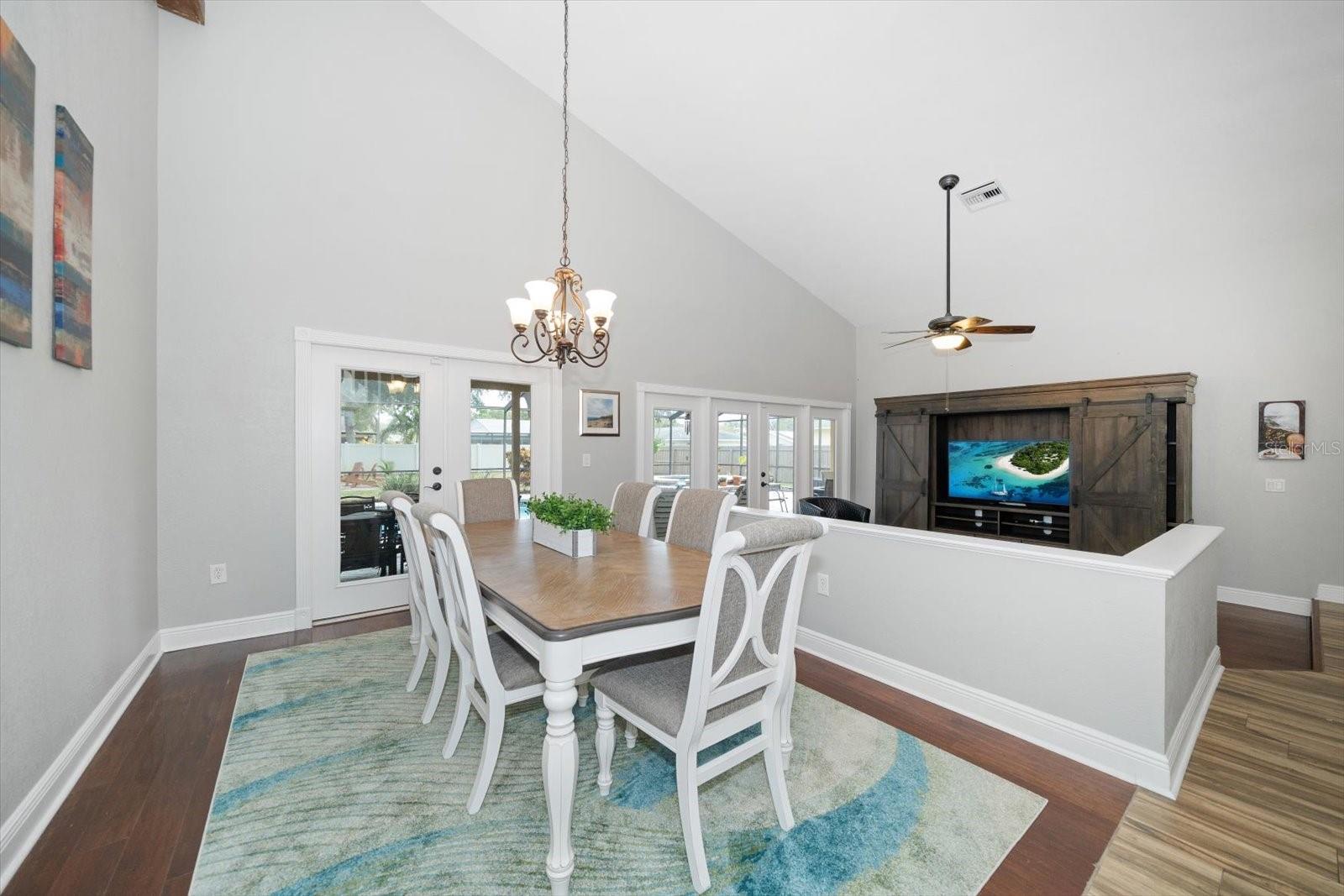 WINDTREE OAKS - Residential