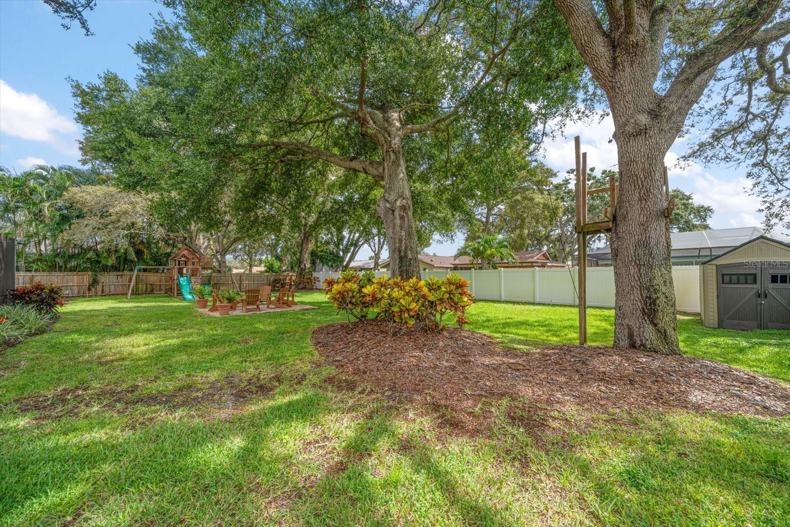 WINDTREE OAKS - Residential