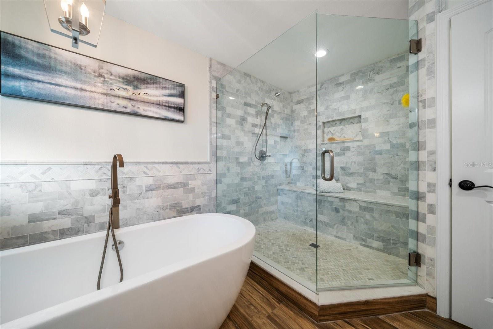 WINDTREE OAKS - Residential