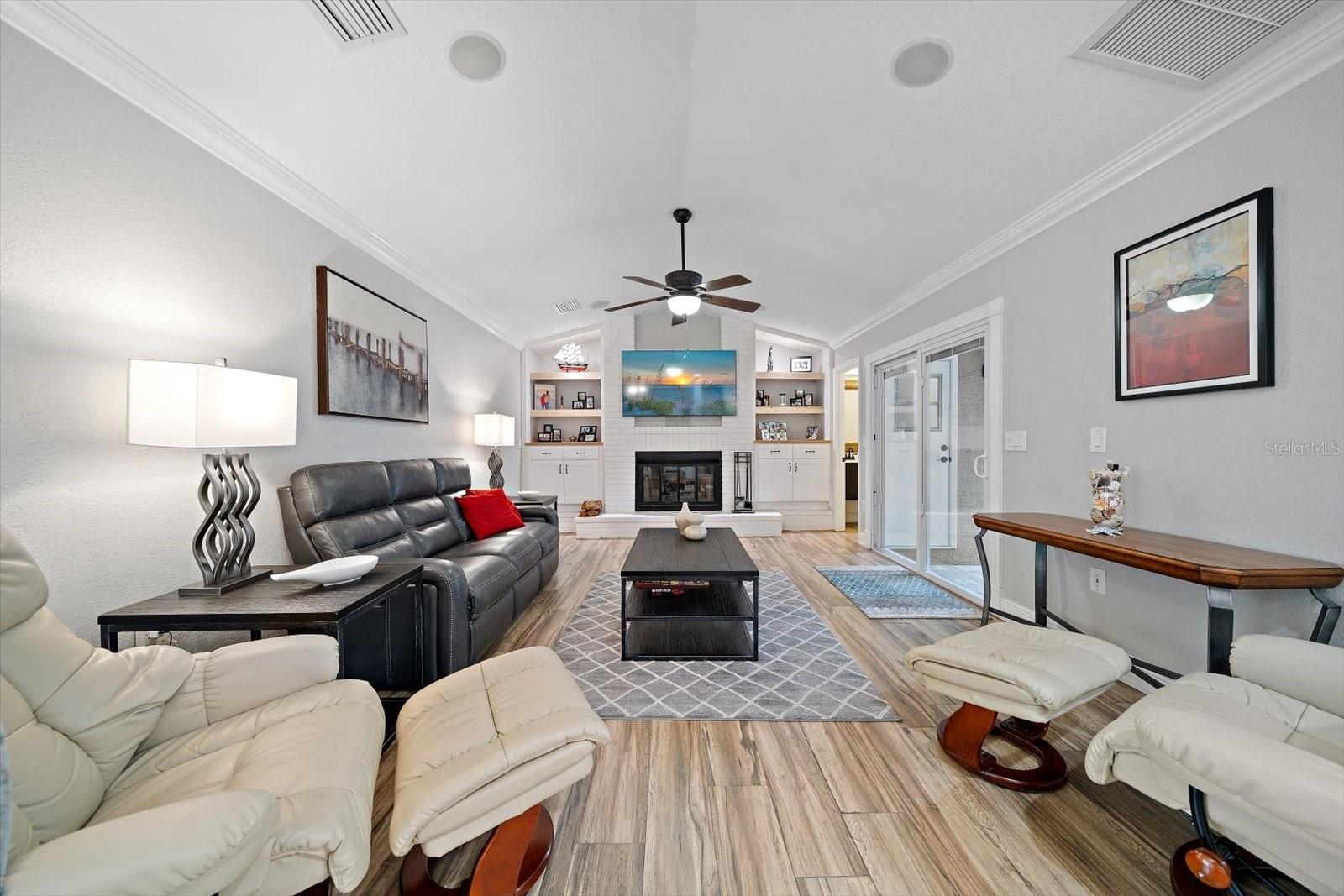 WINDTREE OAKS - Residential