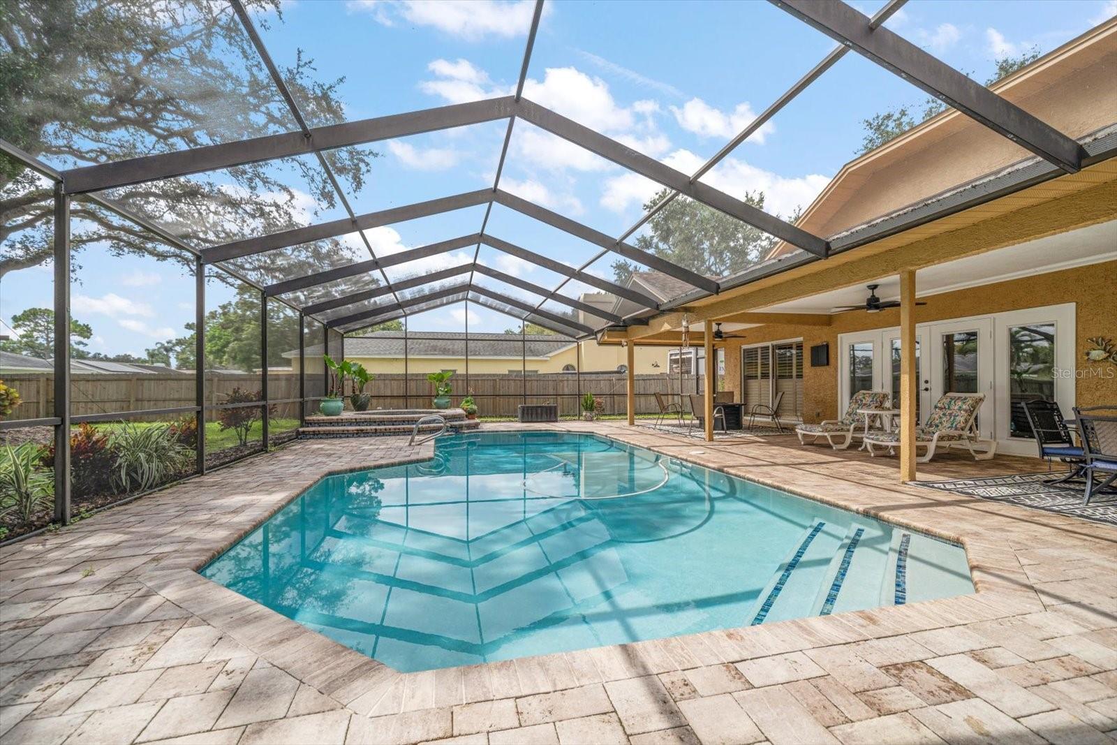 WINDTREE OAKS - Residential