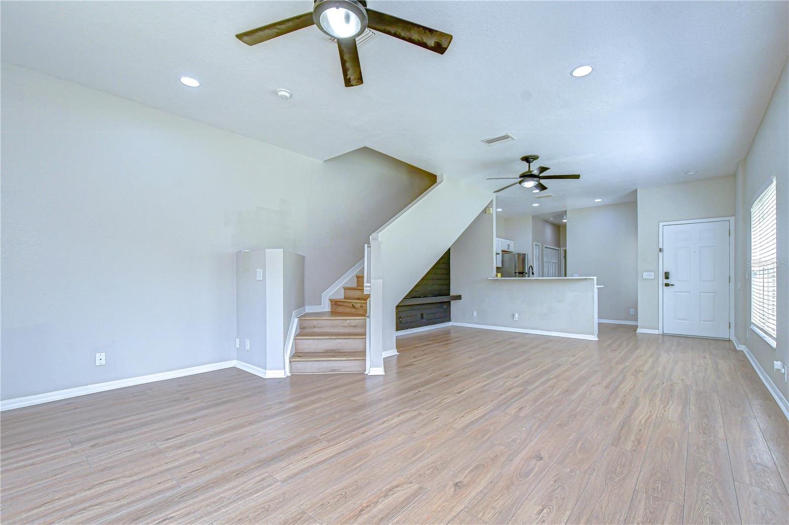 RIVERCREST TWNHMS WEST PHAS - Residential