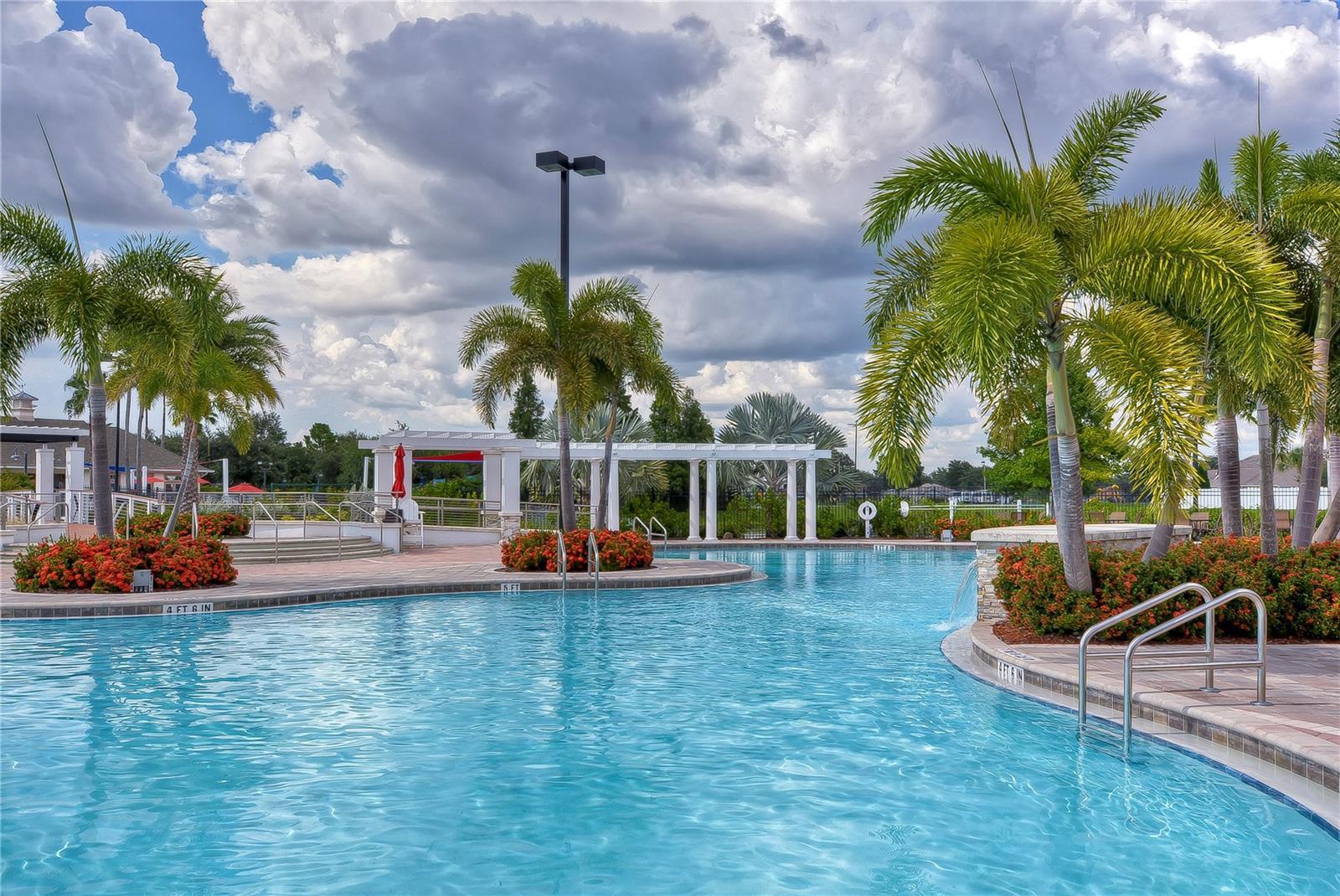 RIVERCREST TWNHMS WEST PHAS - Residential