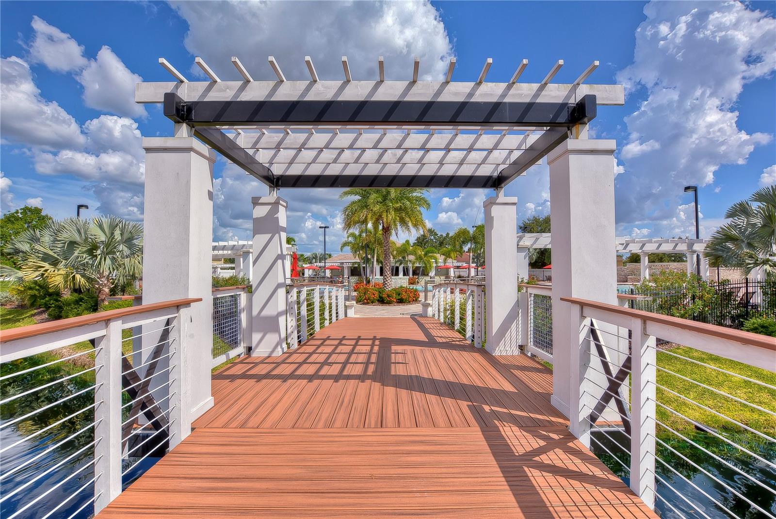 RIVERCREST TWNHMS WEST PHAS - Residential