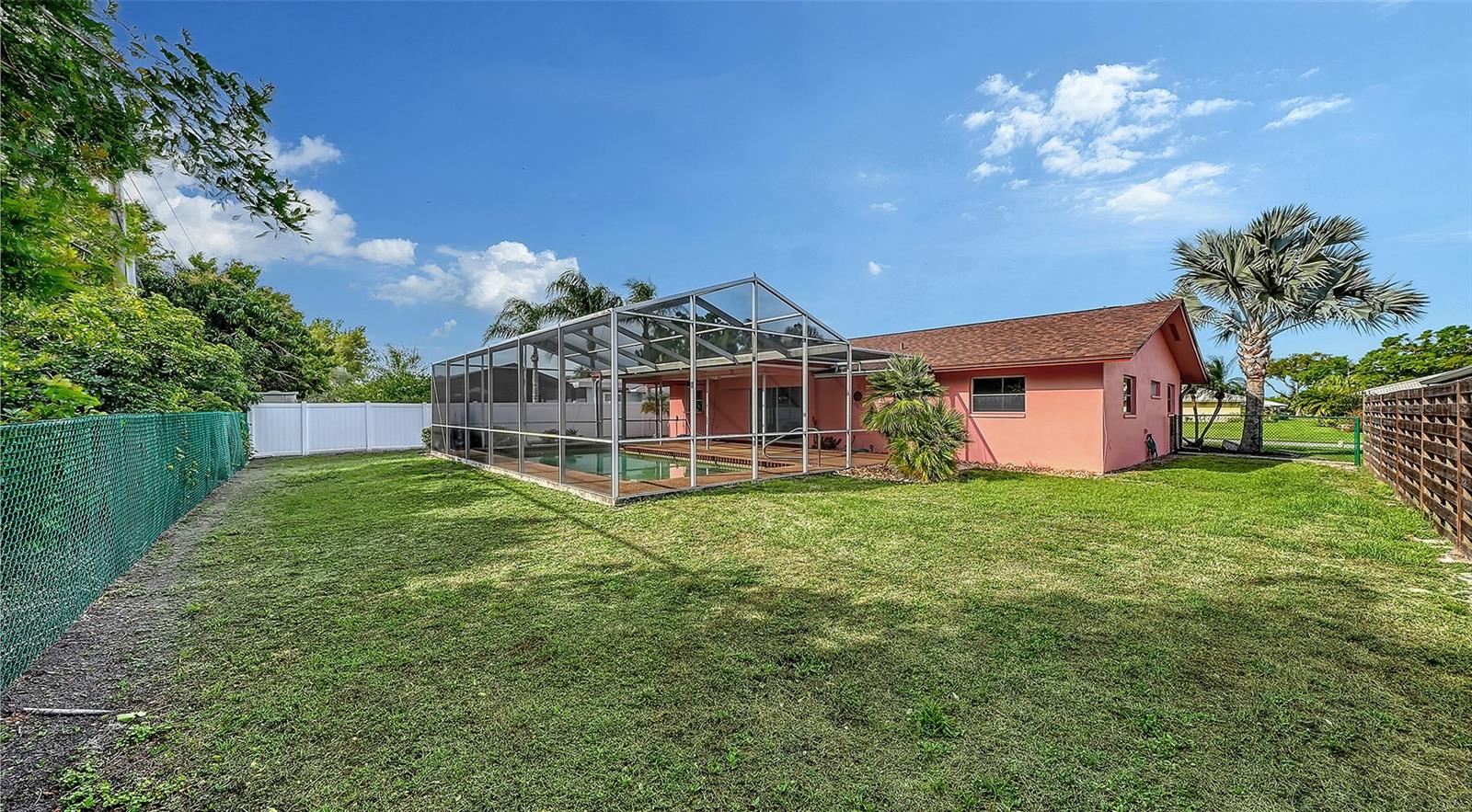 FOREST LAKES - Residential