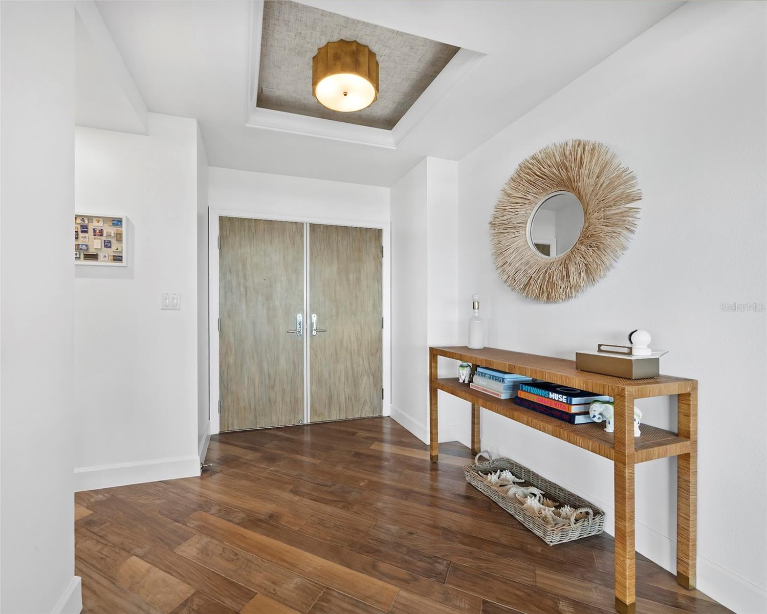 SANCTUARY IV  LONGBOAT KEY - Residential