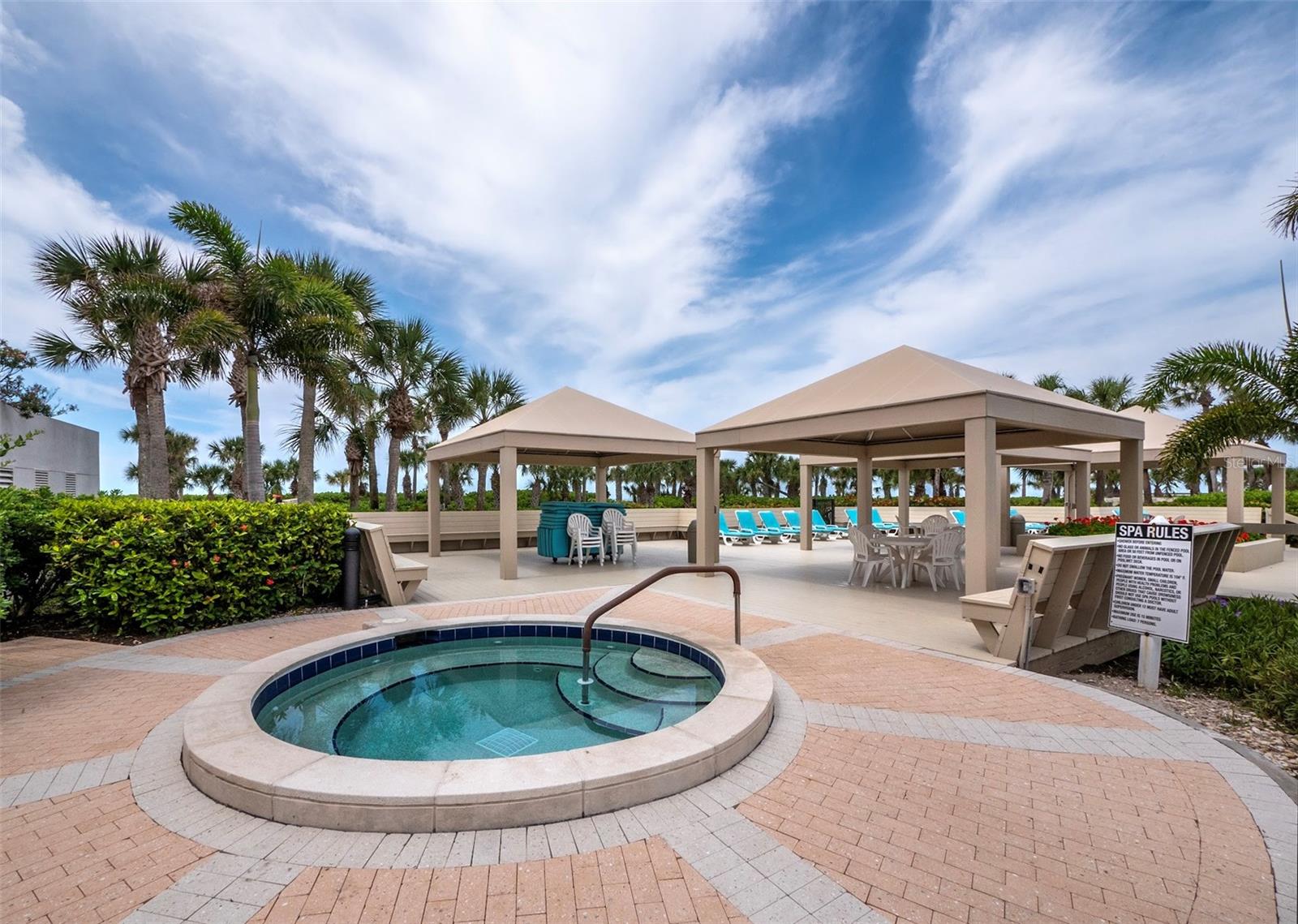 SANCTUARY IV  LONGBOAT KEY - Residential