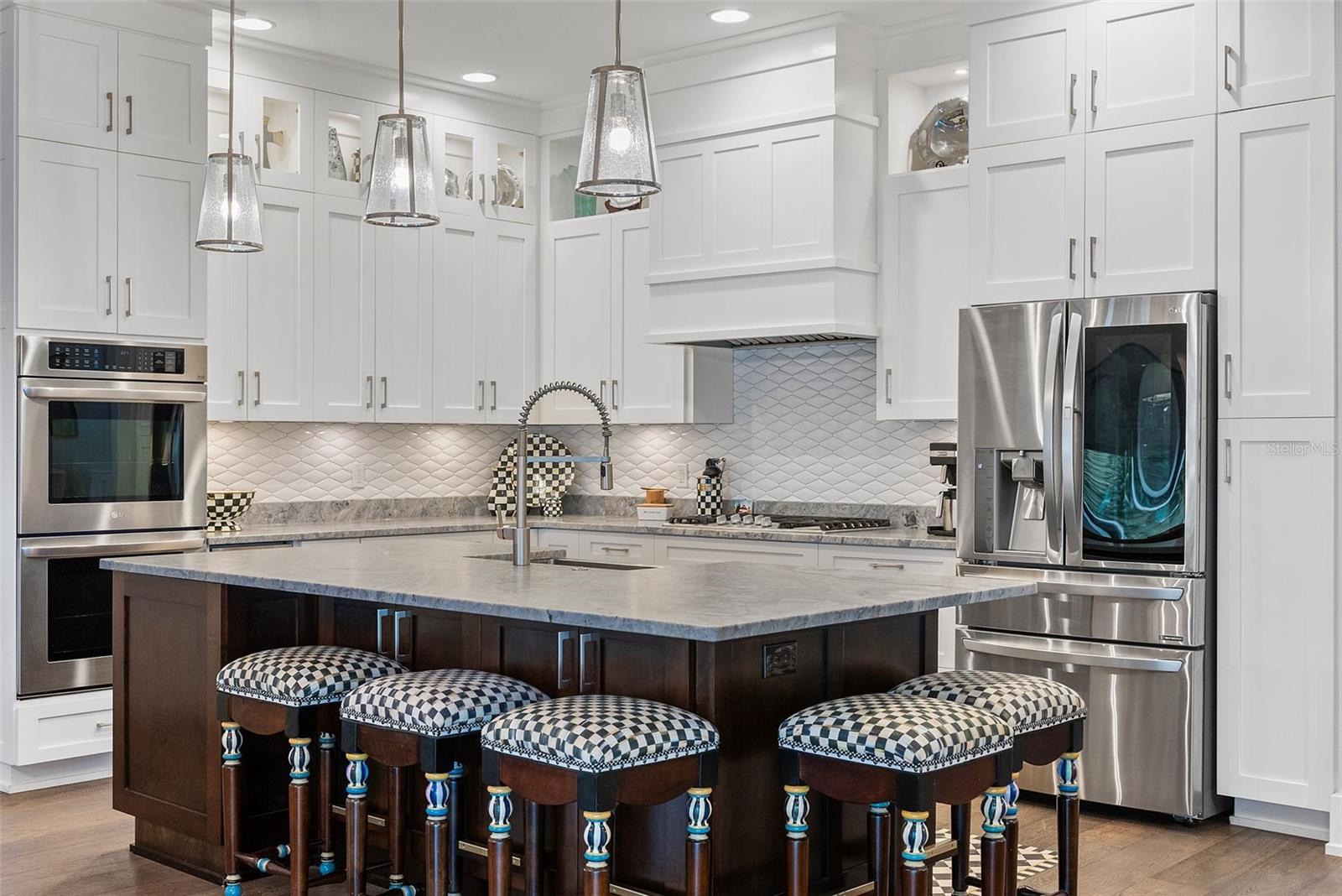 PATRICIAN POINT - Residential