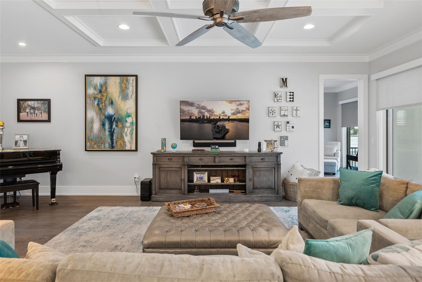 PATRICIAN POINT - Residential