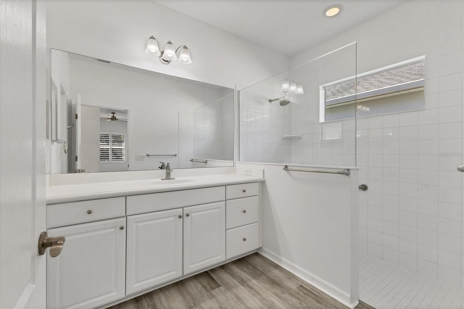 WOODBROOK PH II-A - Residential Lease