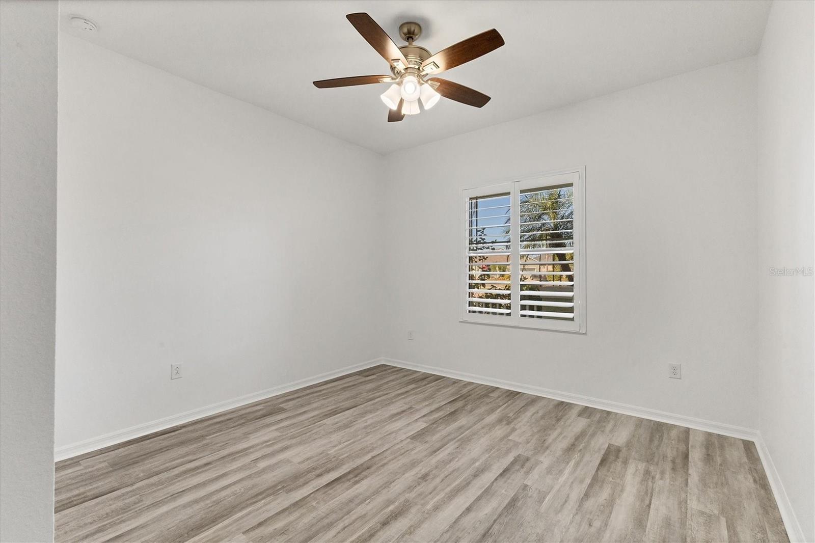 WOODBROOK PH II-A - Residential Lease