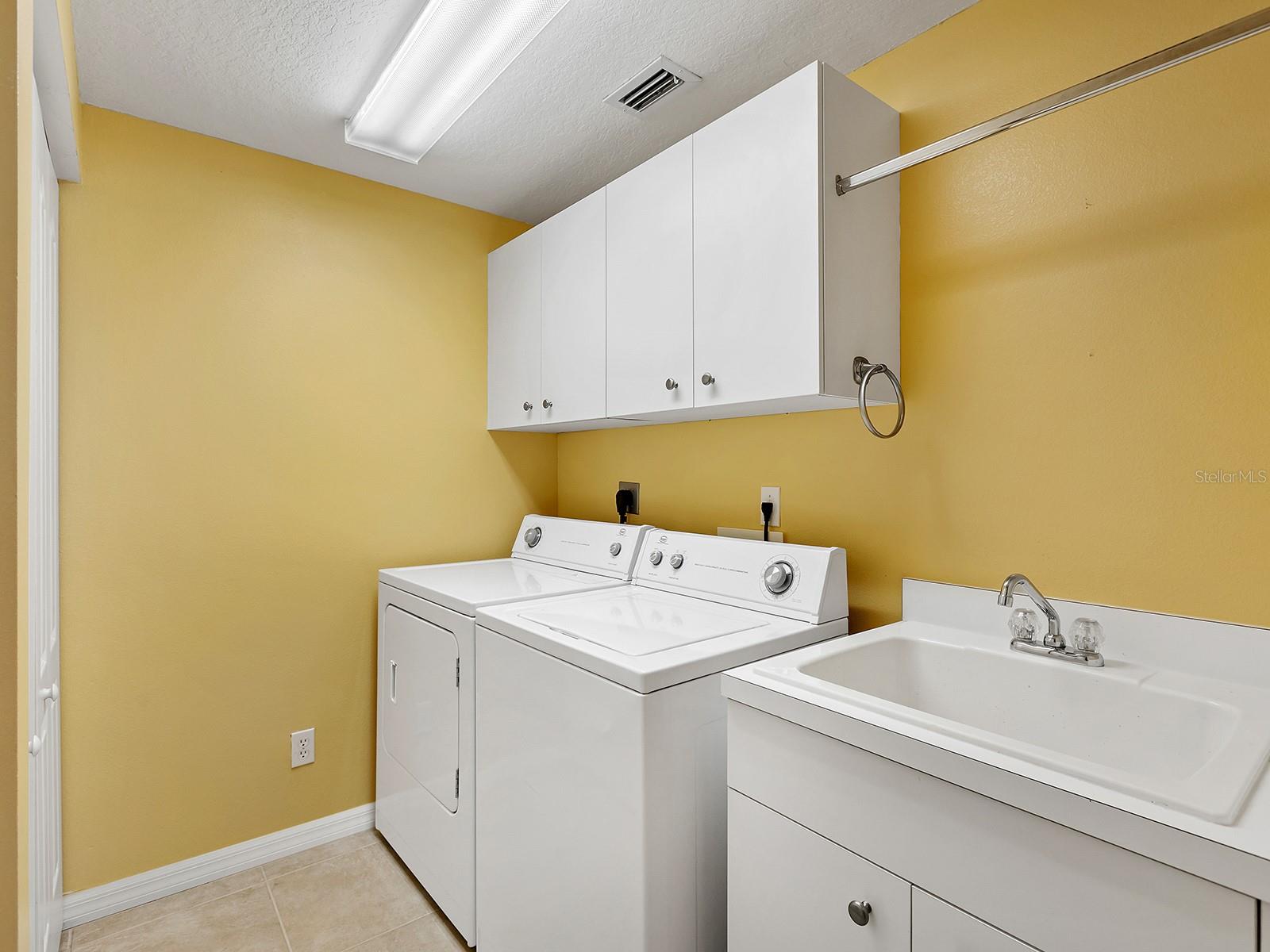 KENSINGTON PRESERVE OF ST ANDREWS EAST - Residential