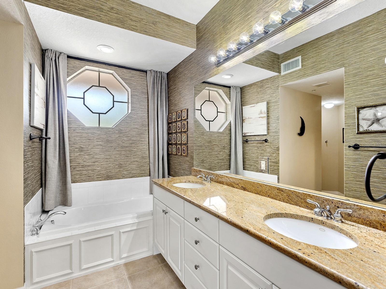 KENSINGTON PRESERVE OF ST ANDREWS EAST - Residential