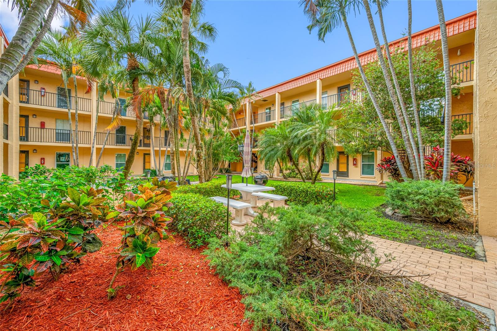BOCA SHORES CONDO - Residential