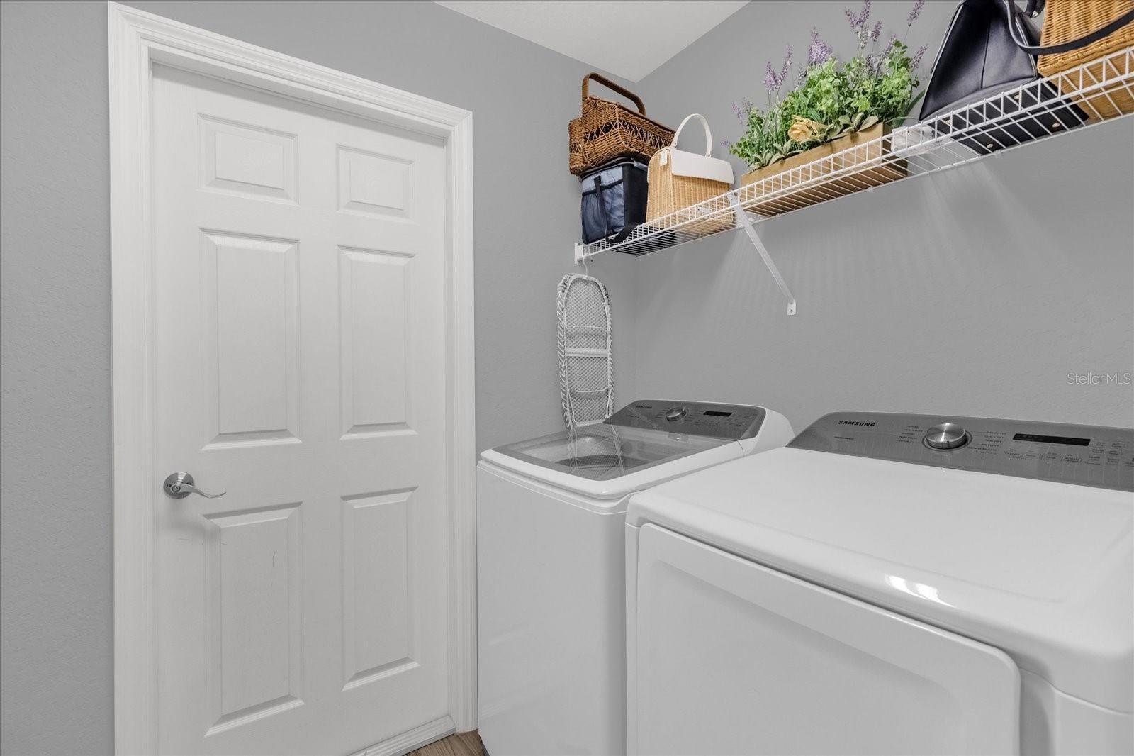 BREAKWATER COVE - Residential Lease