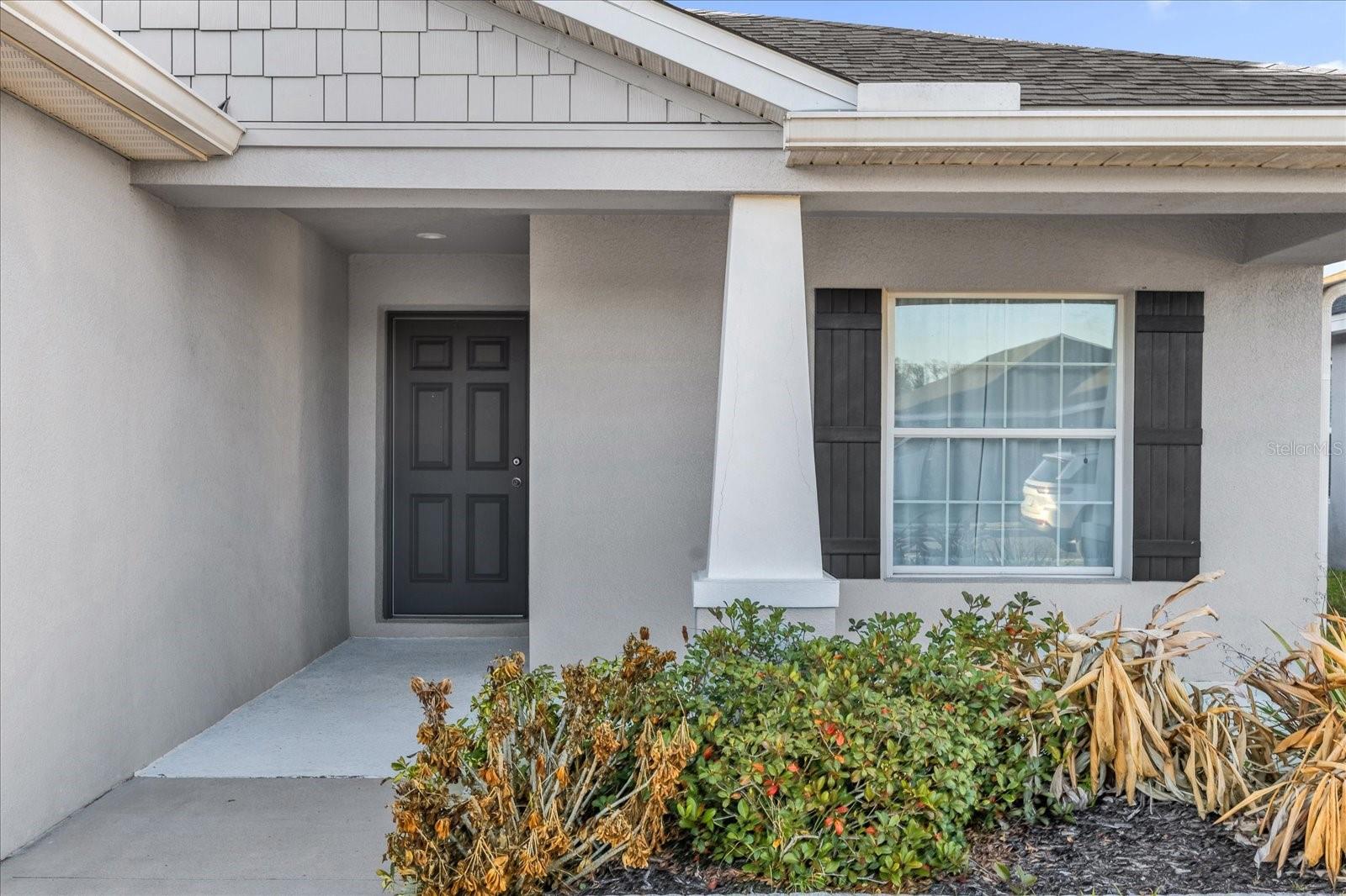 BREAKWATER COVE - Residential Lease