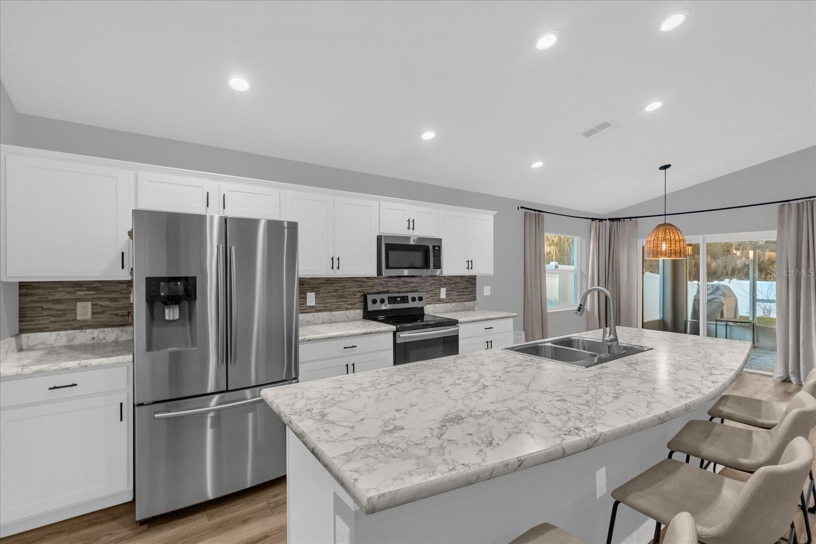 BREAKWATER COVE - Residential Lease