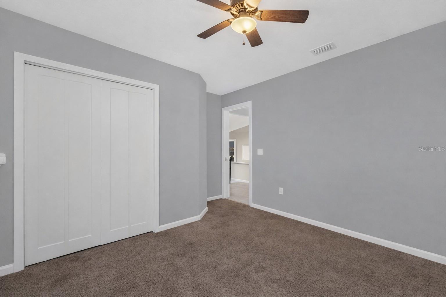 BREAKWATER COVE - Residential Lease