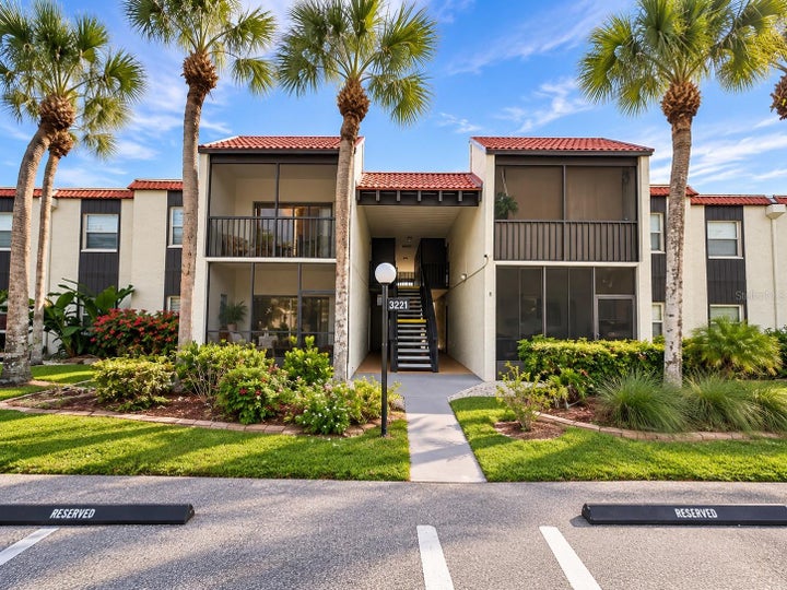 Photo 1 of 11 — 3221 BENEVA ROAD 204, SARASOTA, FL 34232
